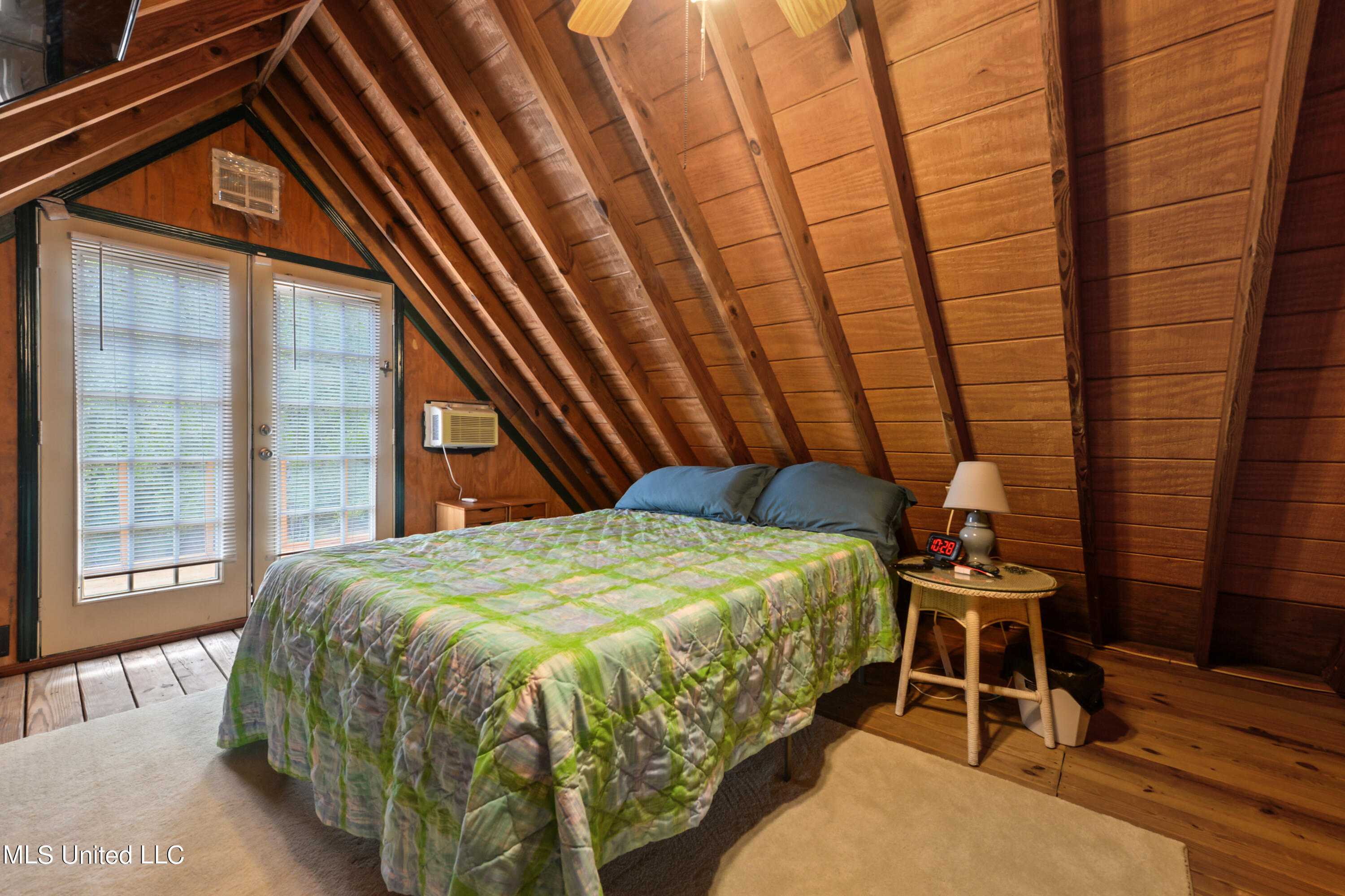 25541 Broadridge Drive Property Photo 18