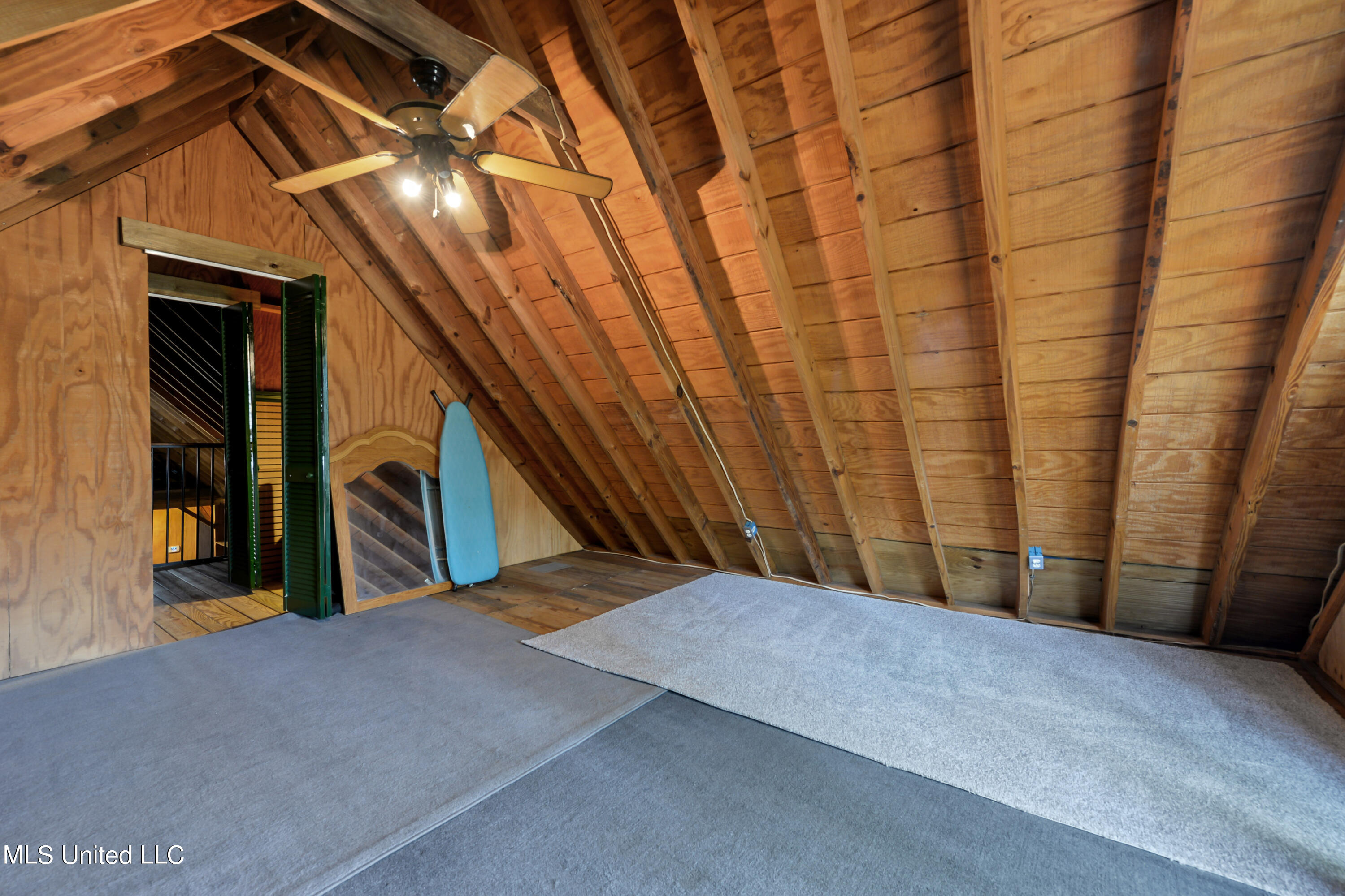 25541 Broadridge Drive Property Photo 21