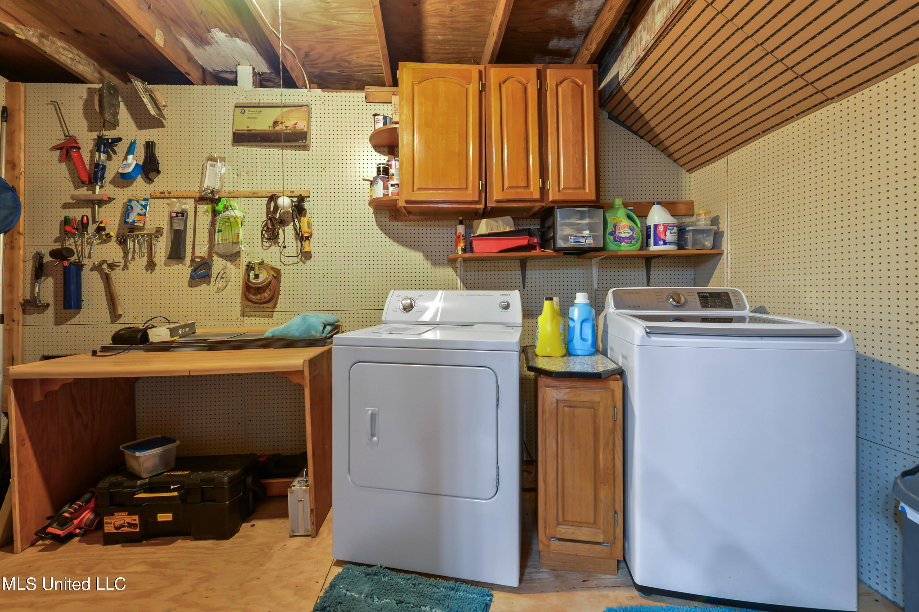 25541 Broadridge Drive Property Photo 22