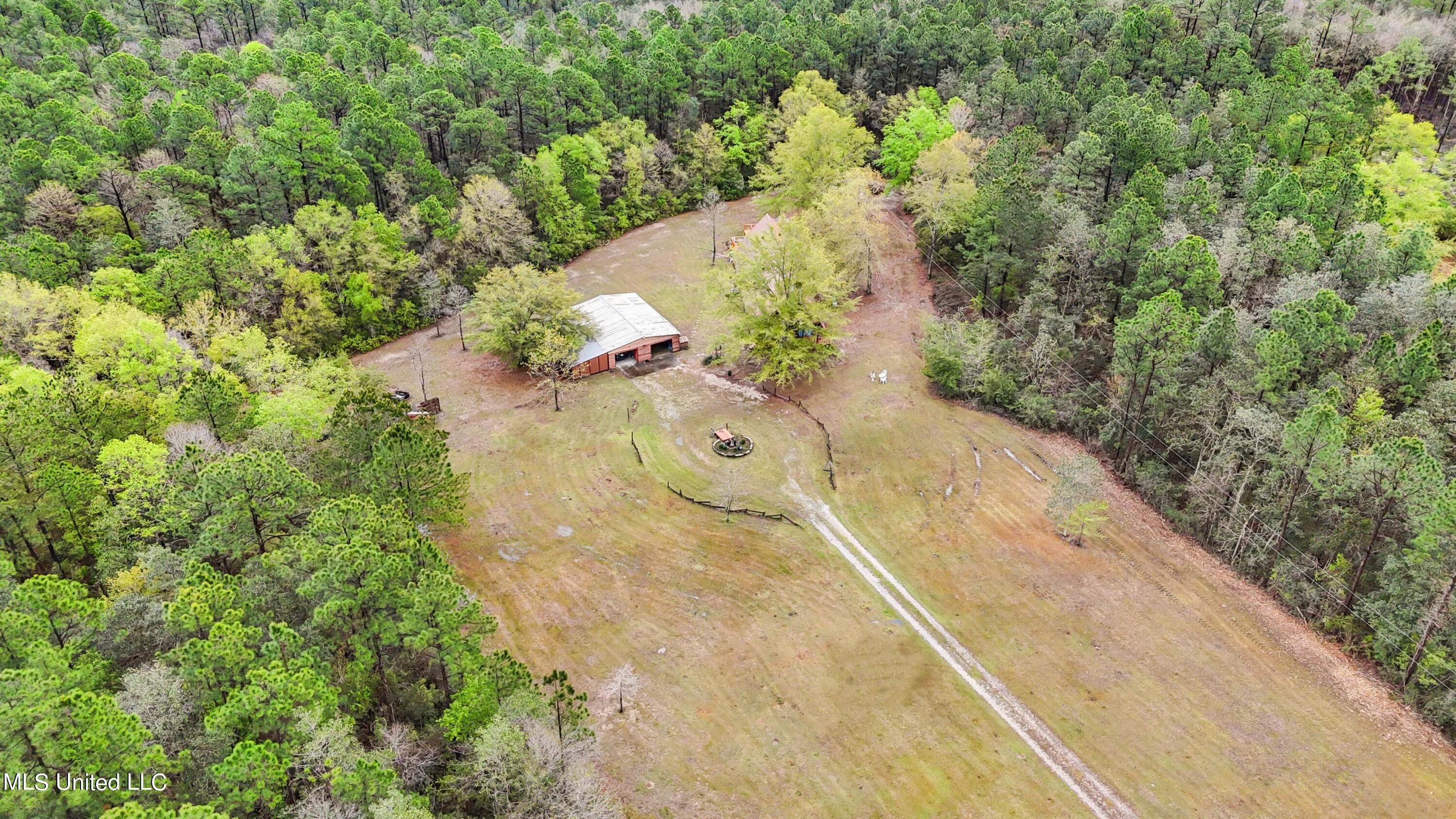 25541 Broadridge Drive Property Photo 28