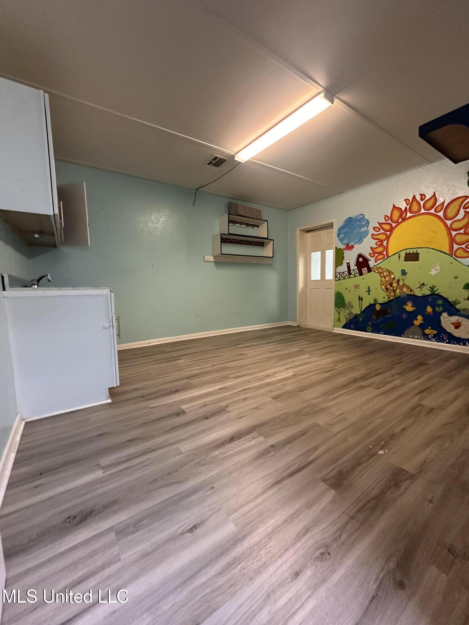 7041/7047 Kiln Delisle Road Property Photo 11