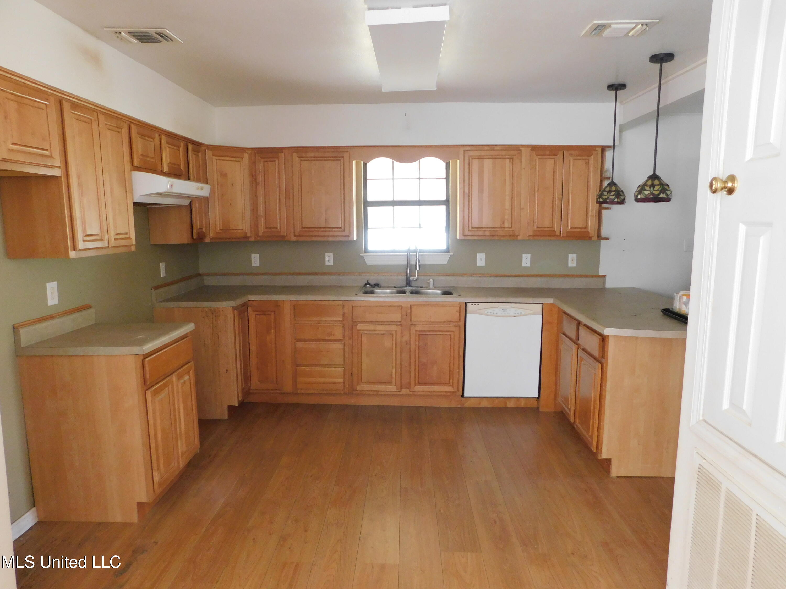 7041/7047 Kiln Delisle Road Property Photo 19