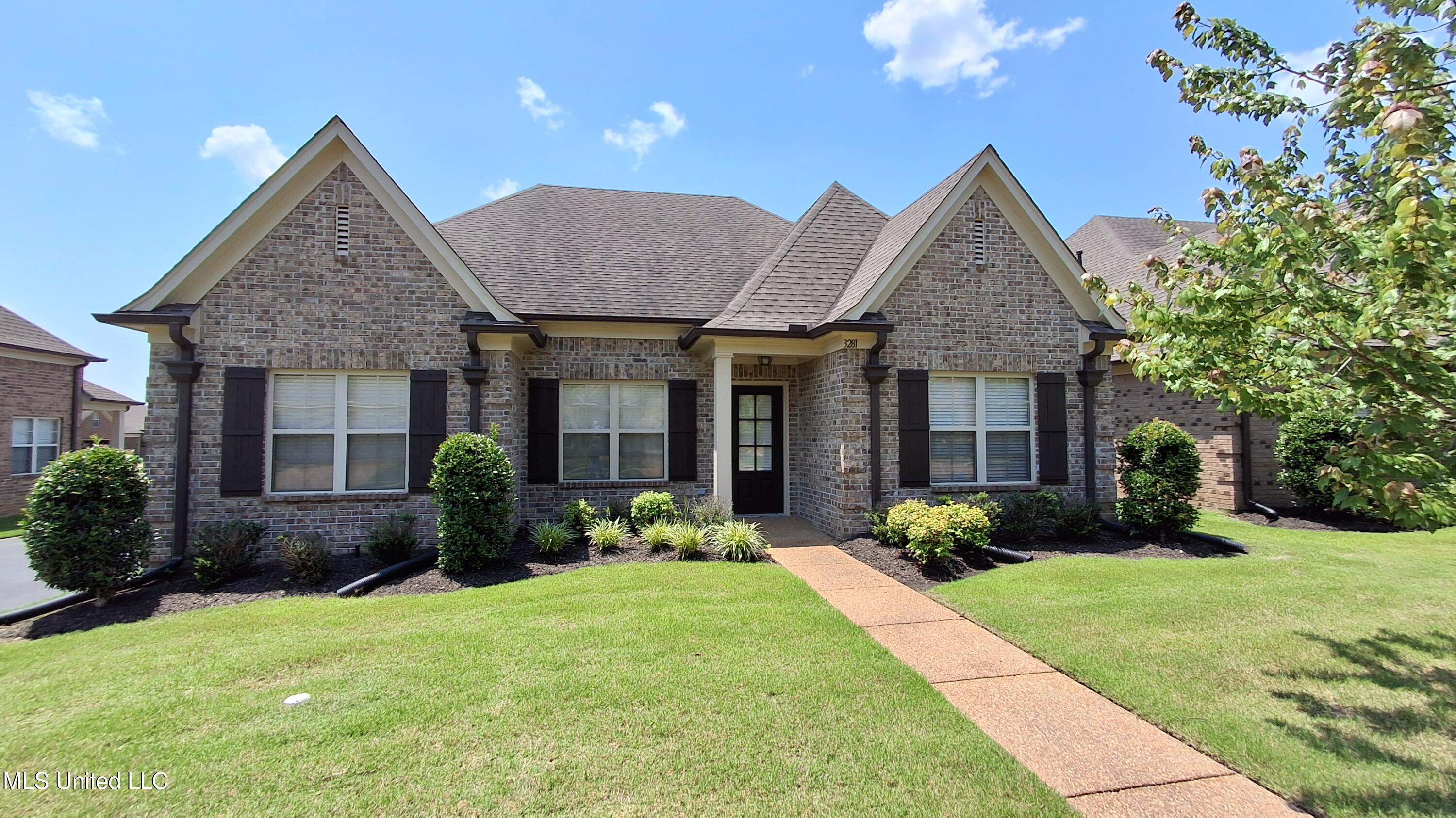 3281 Foxdale Loop Property Photo 1