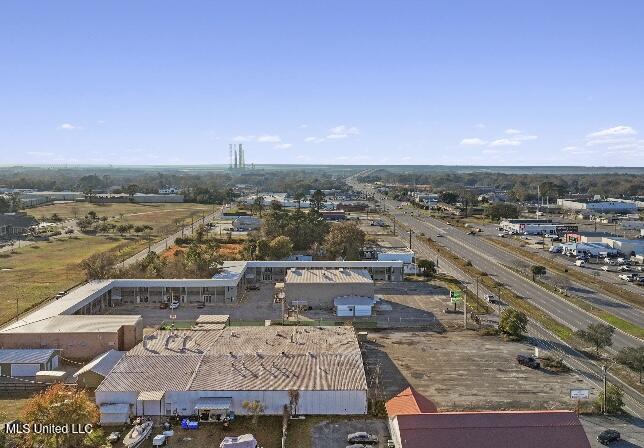 2126 Denny Avenue Property Photo 15