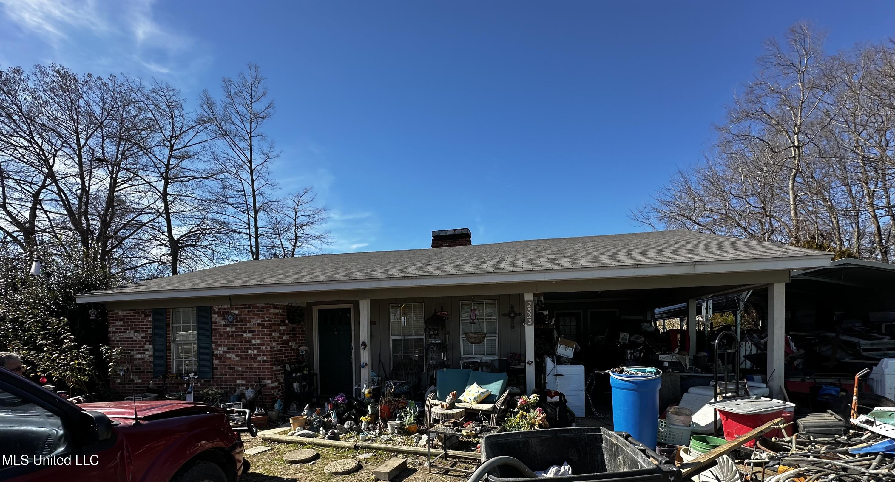 2523 Bobolink Place Property Photo 1