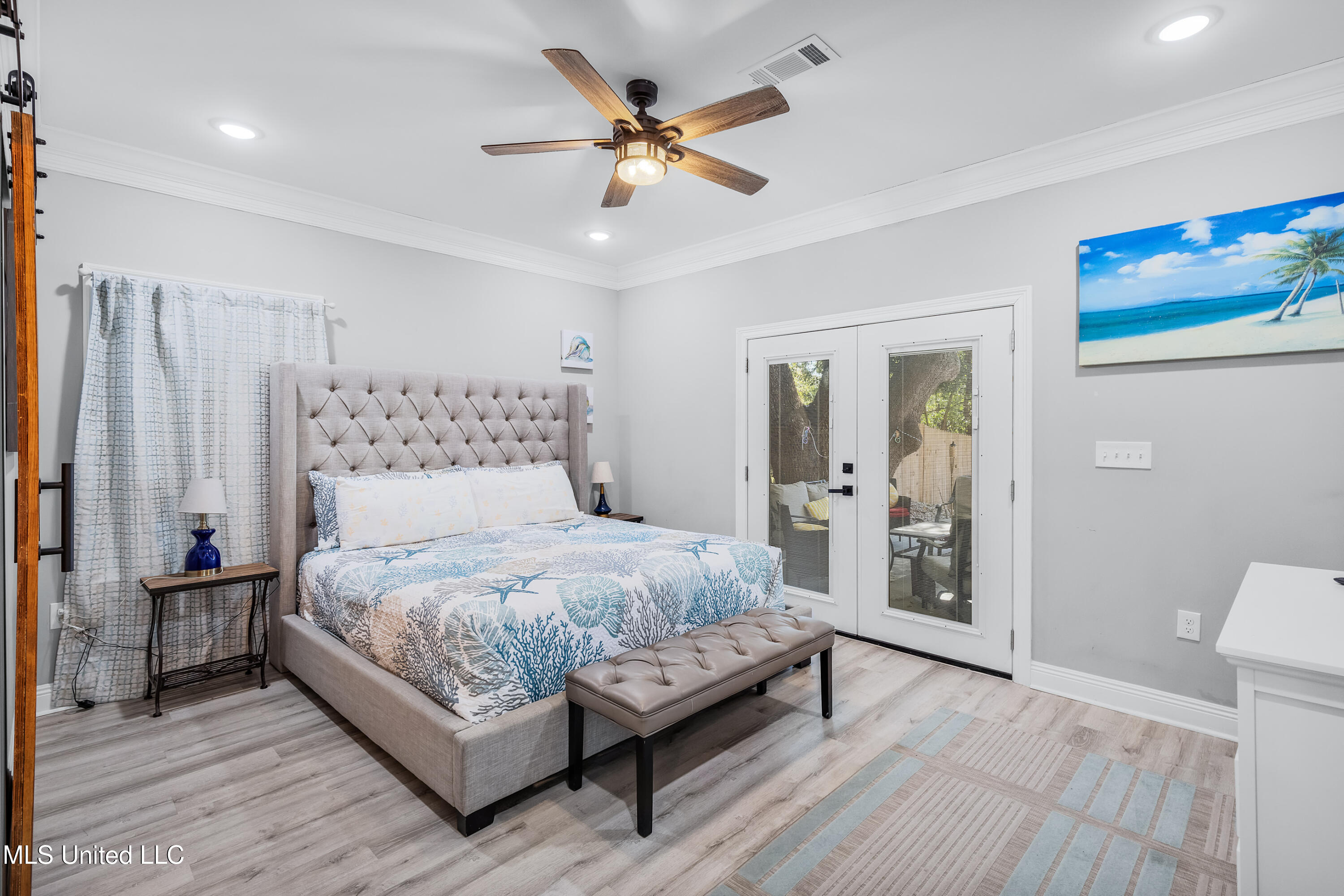 1729 3rd Street Property Photo 11