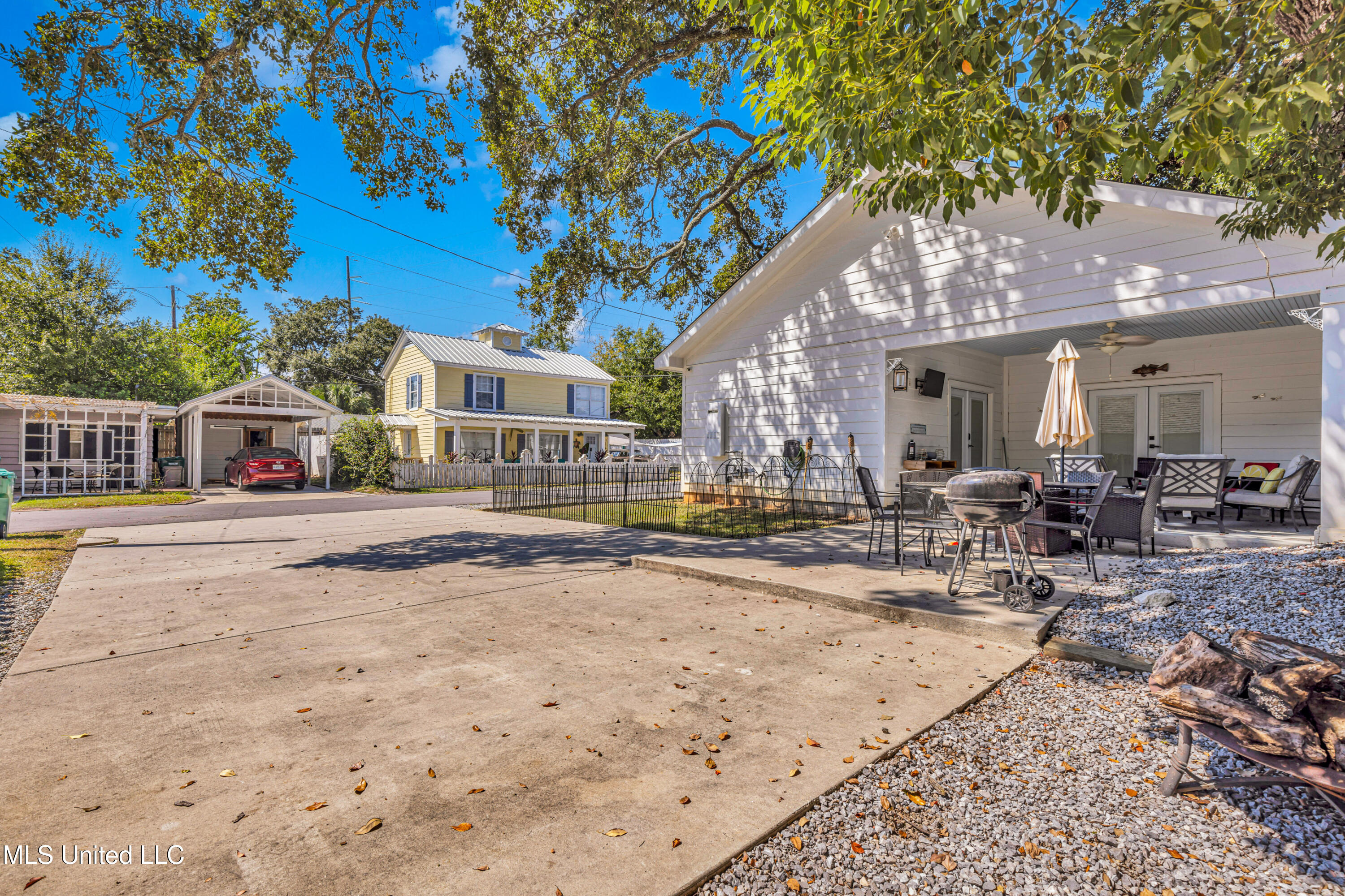1729 3rd Street Property Photo 29