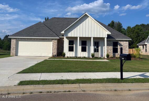 114 Trace Pointe Place Property Photo 1