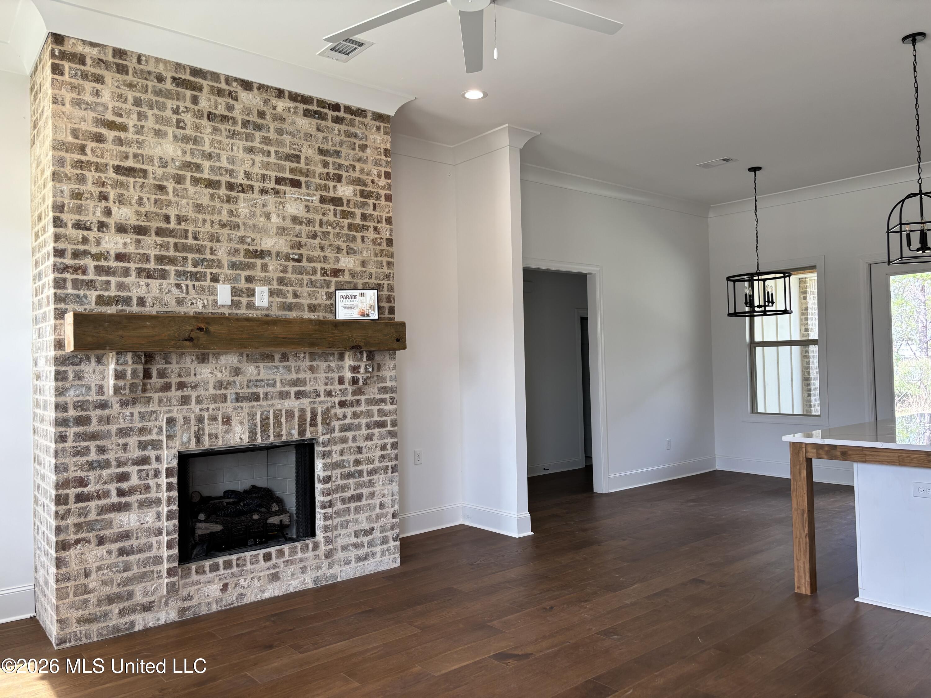 114 Trace Pointe Place Property Photo 2