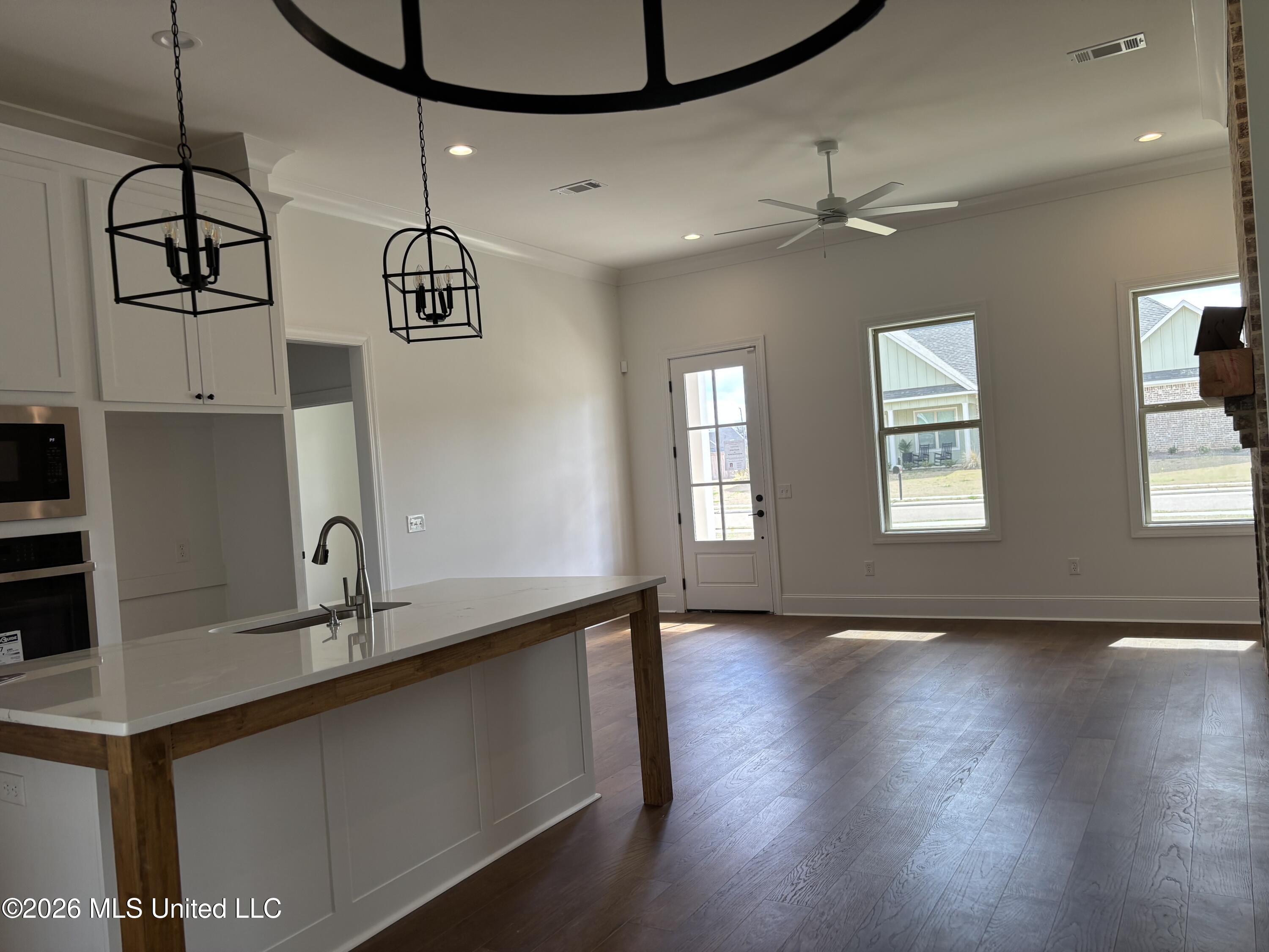 114 Trace Pointe Place Property Photo 5