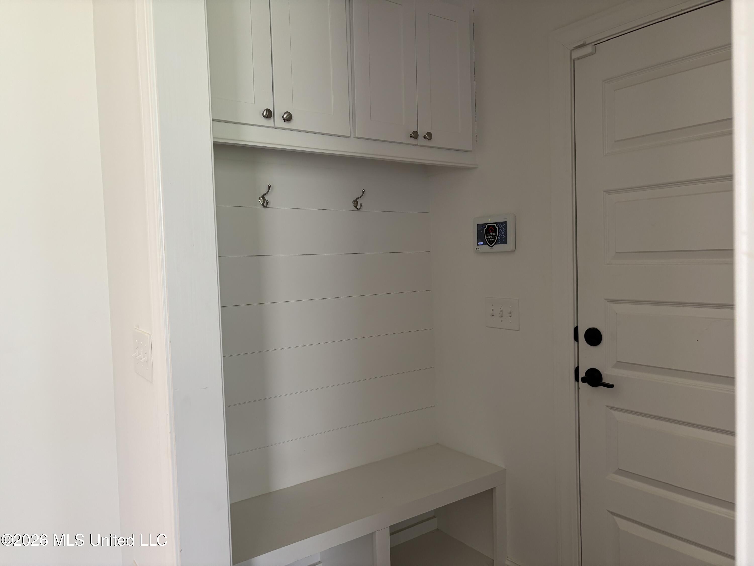114 Trace Pointe Place Property Photo 6