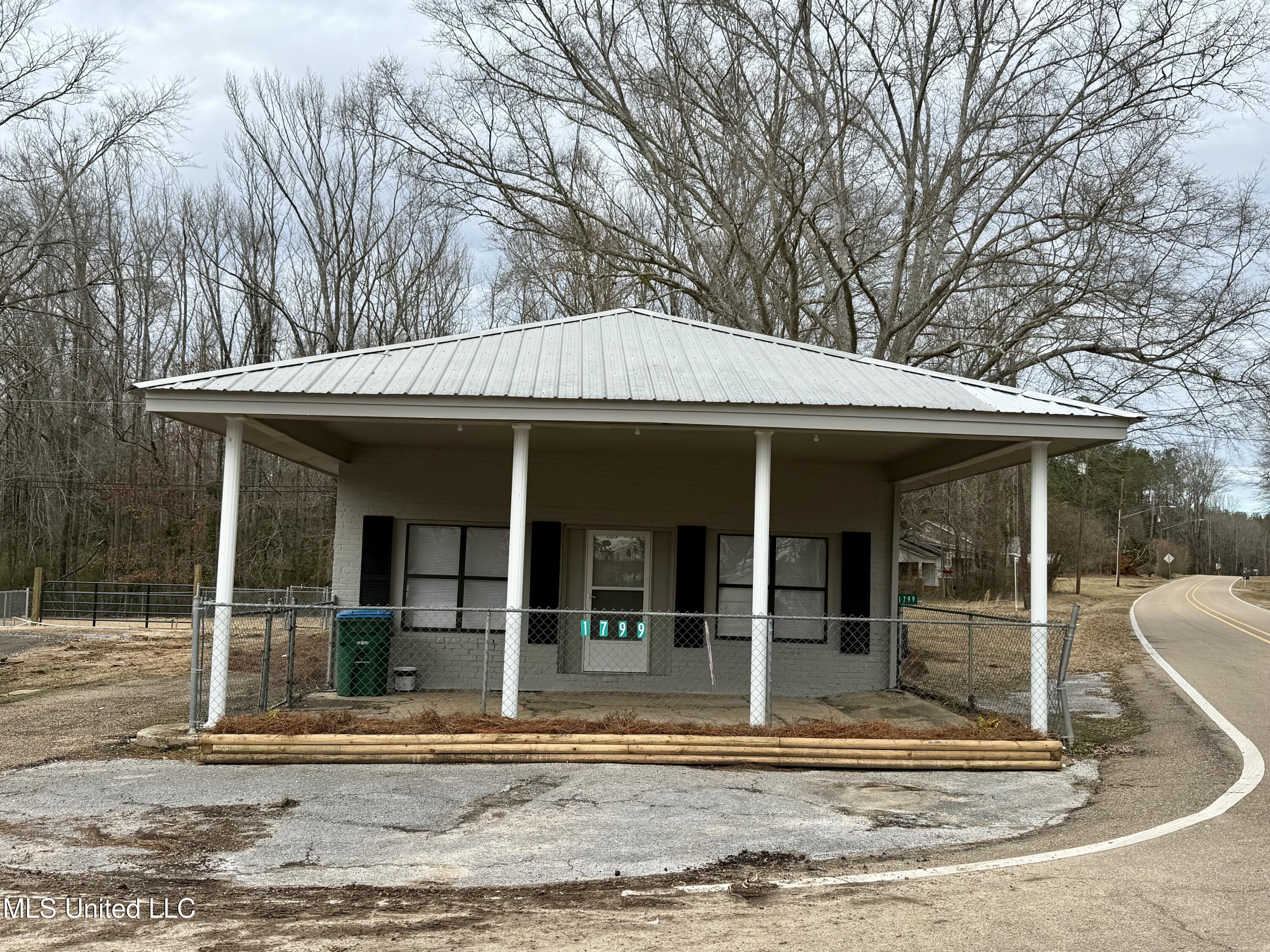 1799 W Highway 487