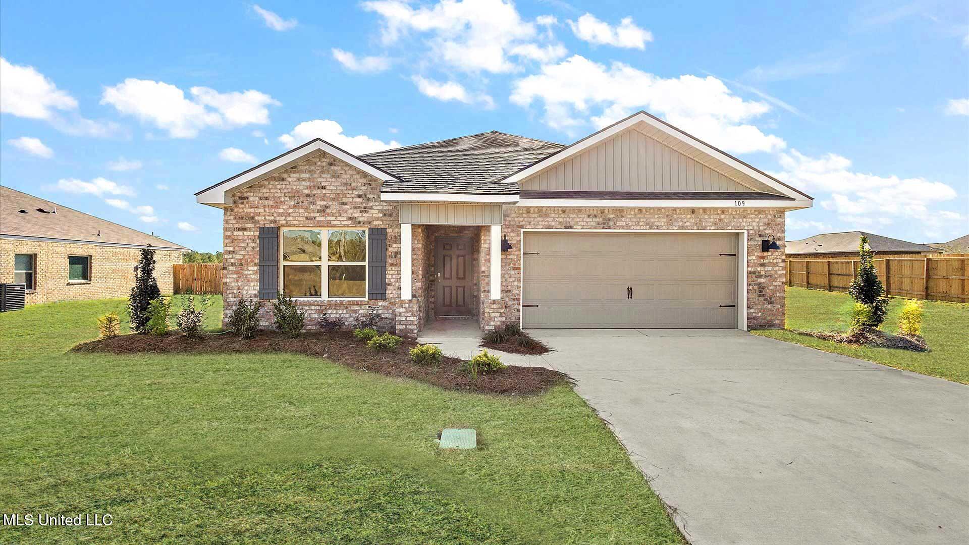 109 Lucas Ct Property Photo 1