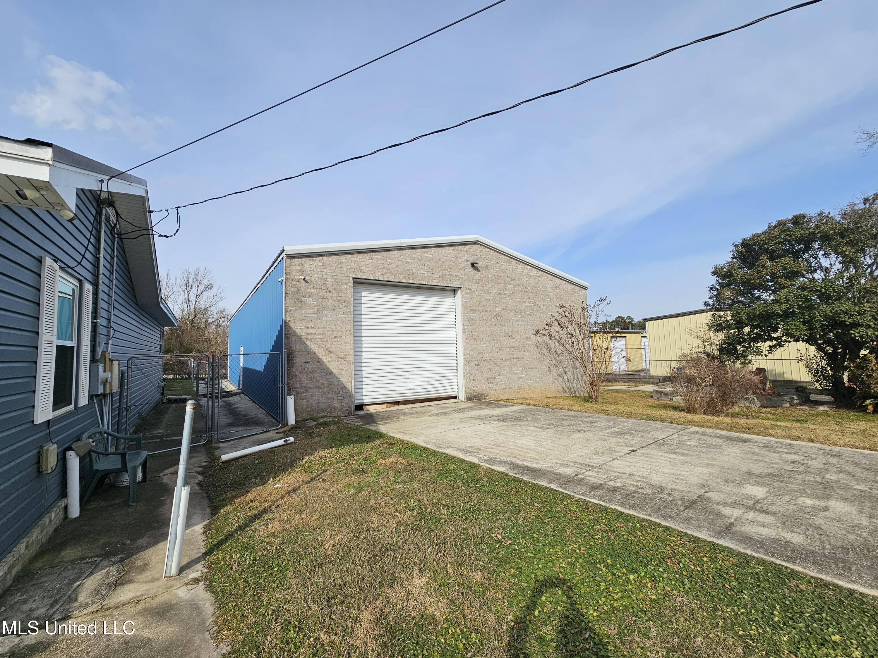 2713 15th Avenue Property Photo 9