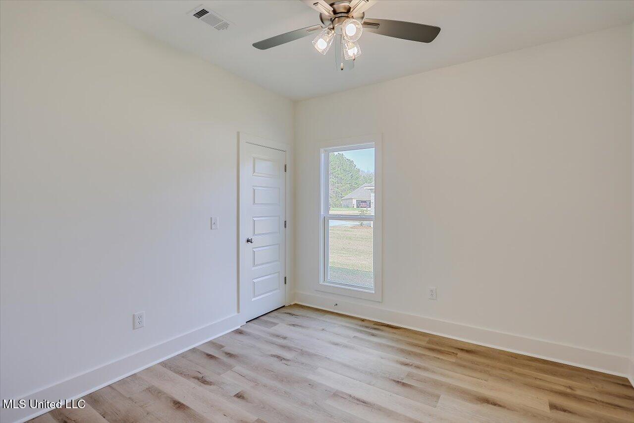 207 Nw Dolly Lane Property Photo 21