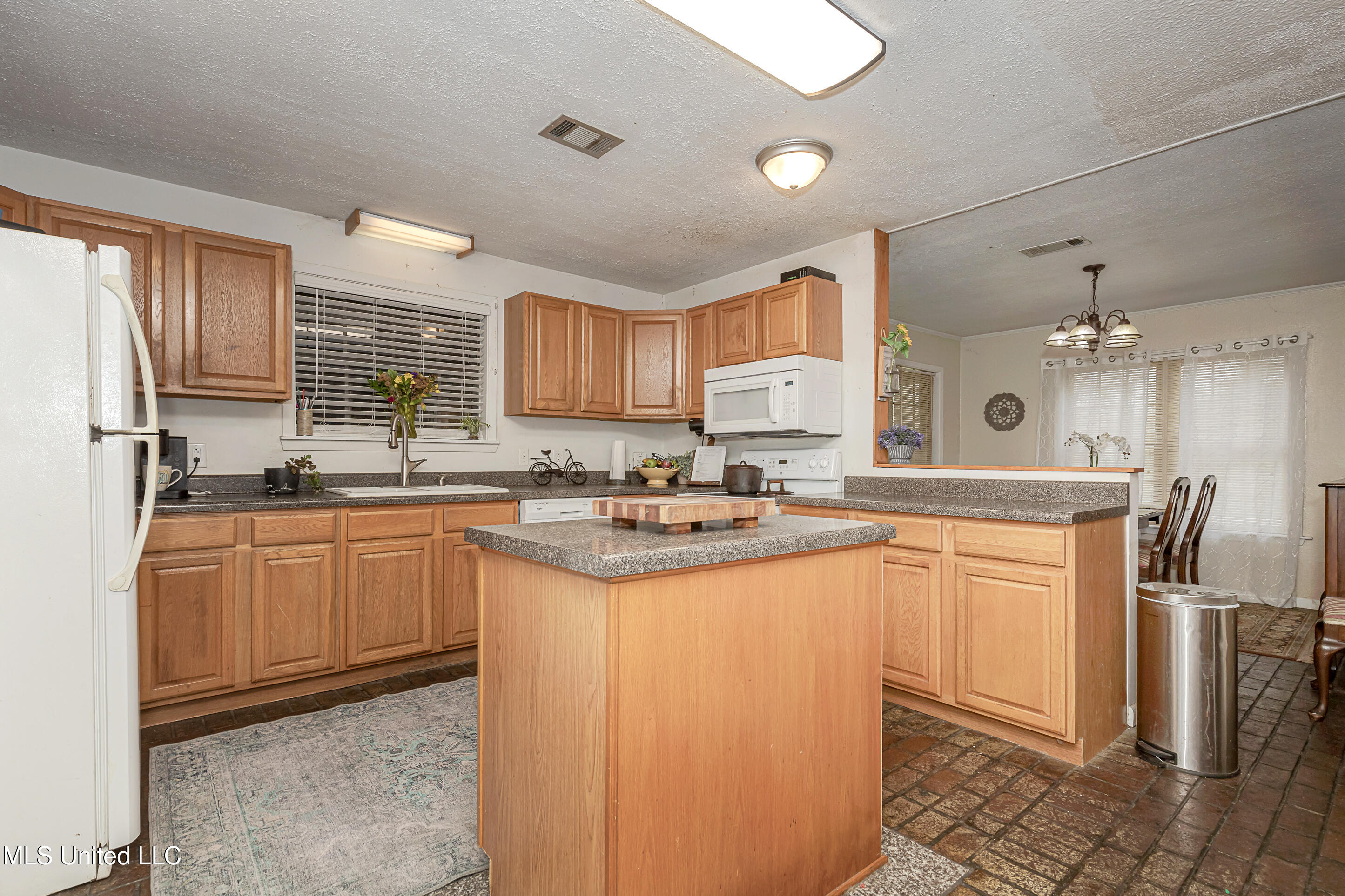 1419 Porter Avenue Property Photo 4