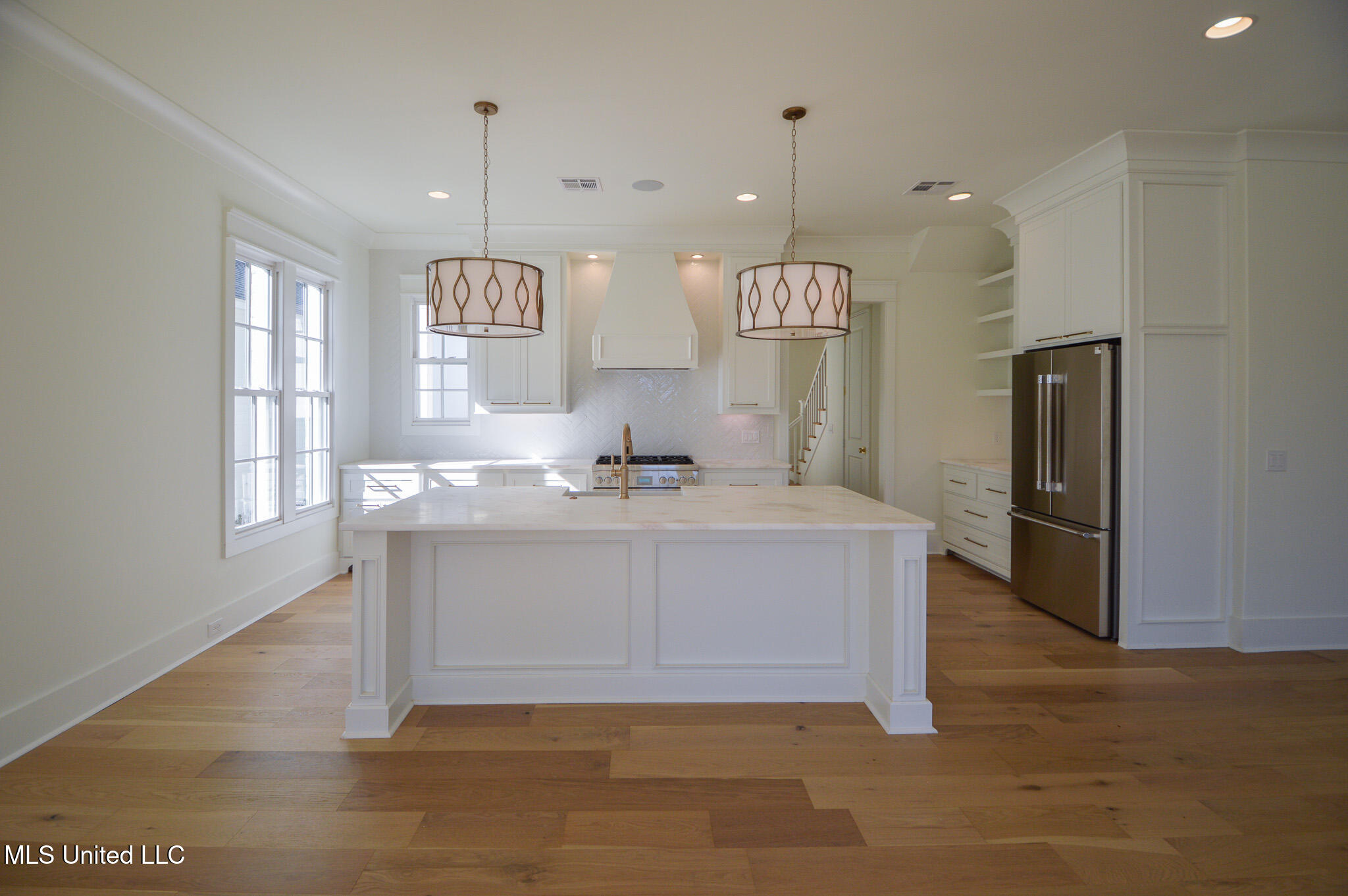 319 Ryan Avenue Property Photo 8