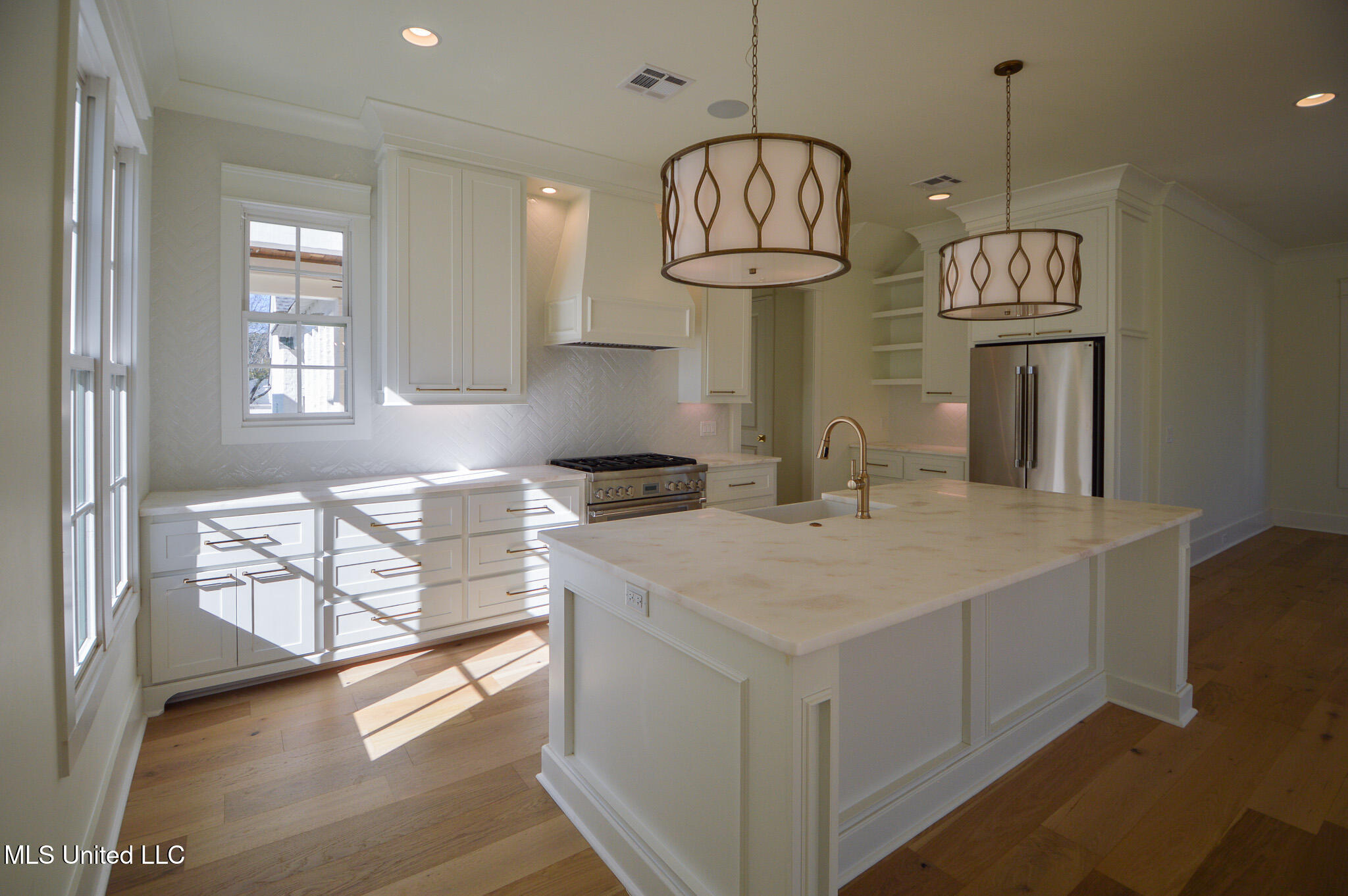 319 Ryan Avenue Property Photo 9