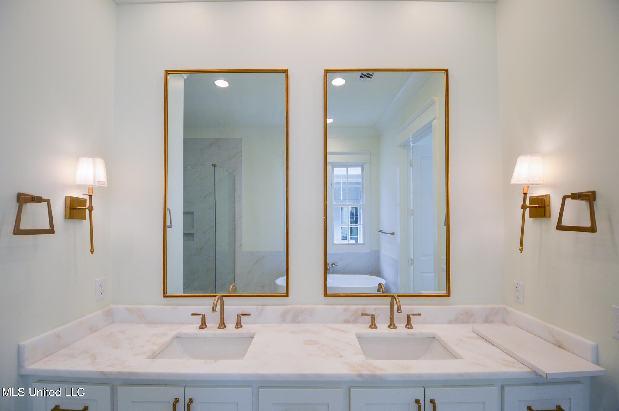 319 Ryan Avenue Property Photo 22