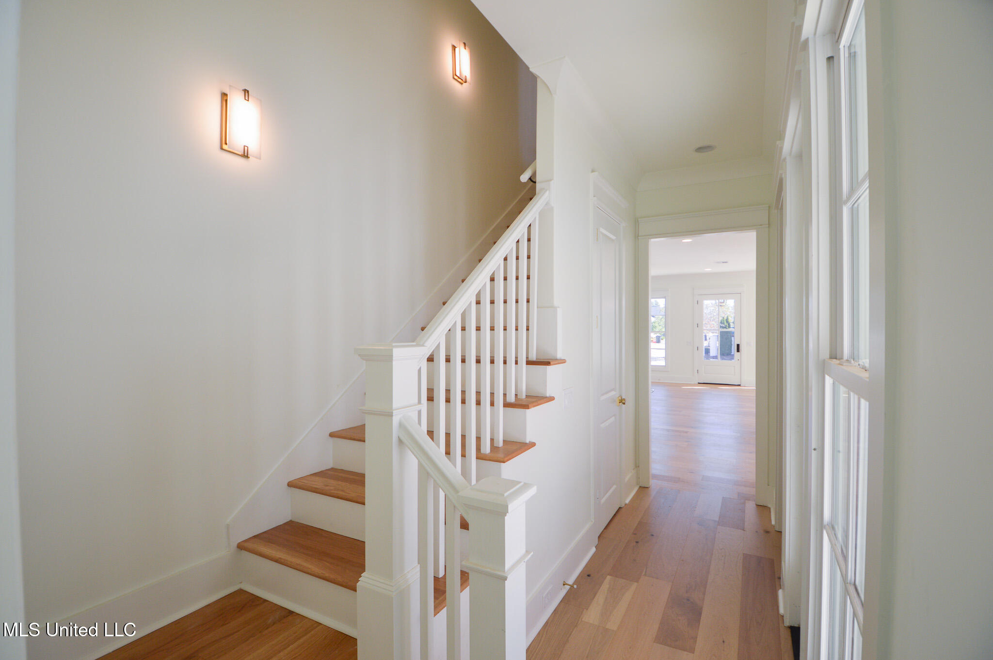 319 Ryan Avenue Property Photo 30