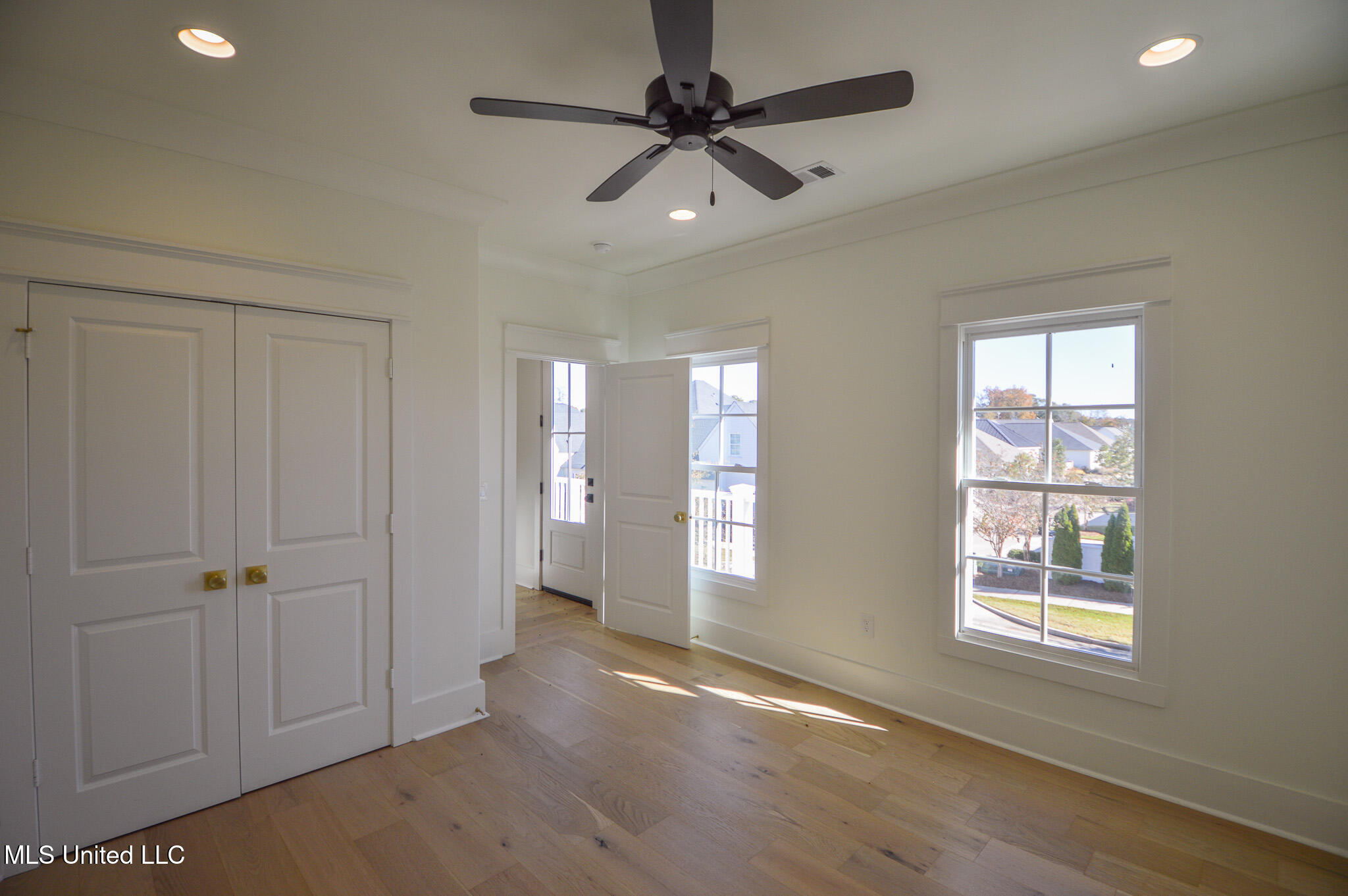 319 Ryan Avenue Property Photo 37