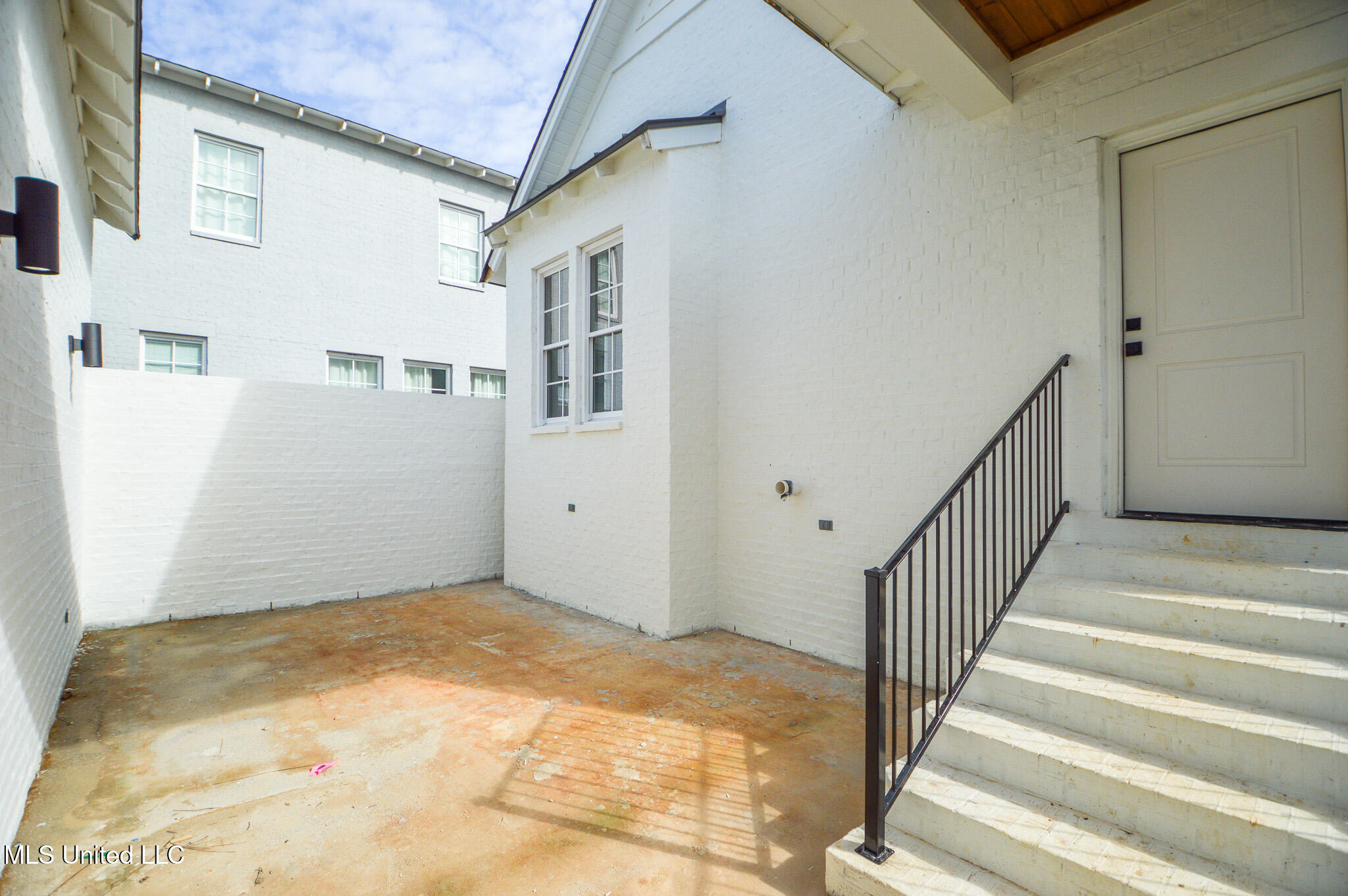 319 Ryan Avenue Property Photo 56