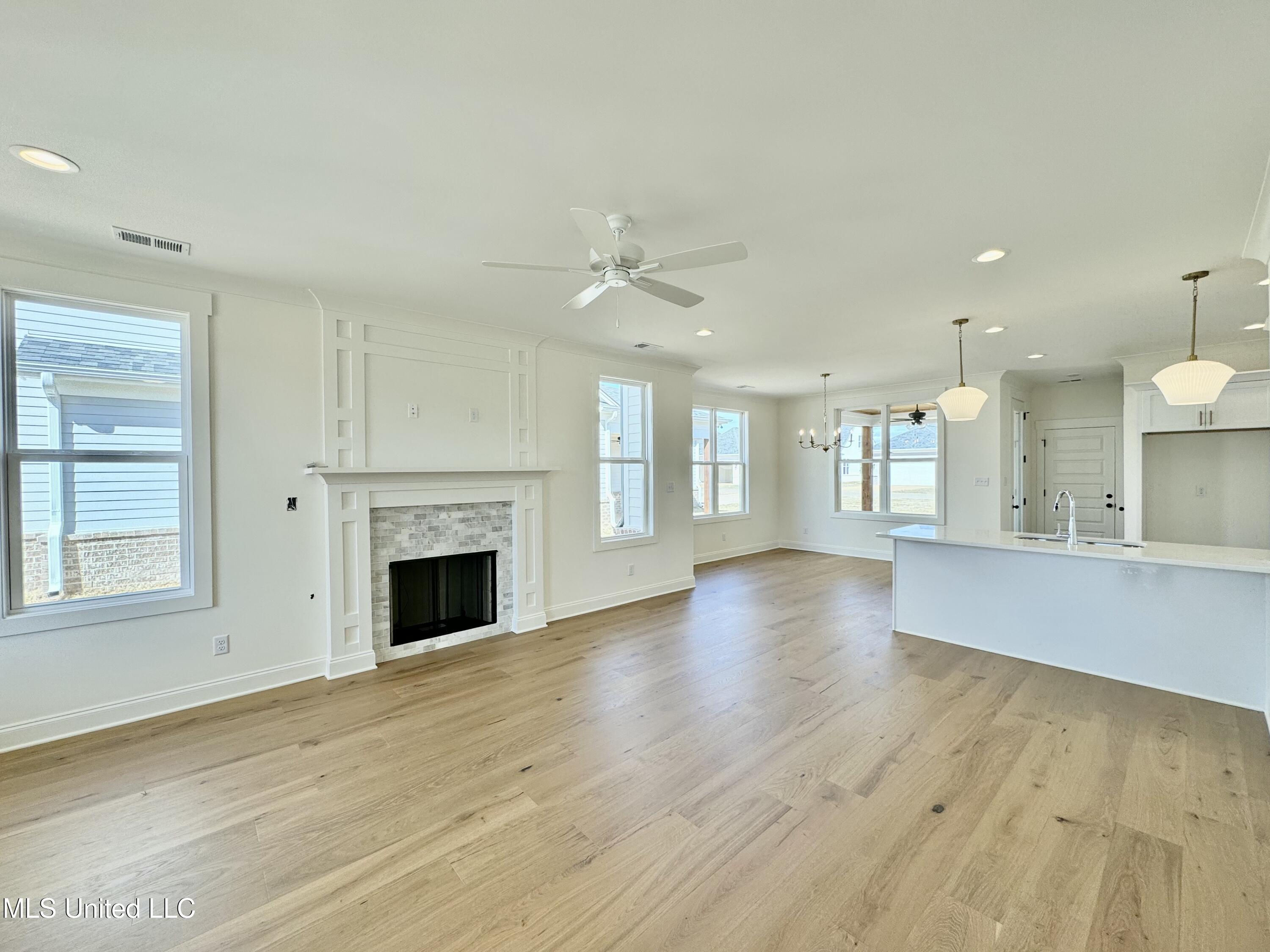6640 Montclair Avenue Property Photo 3