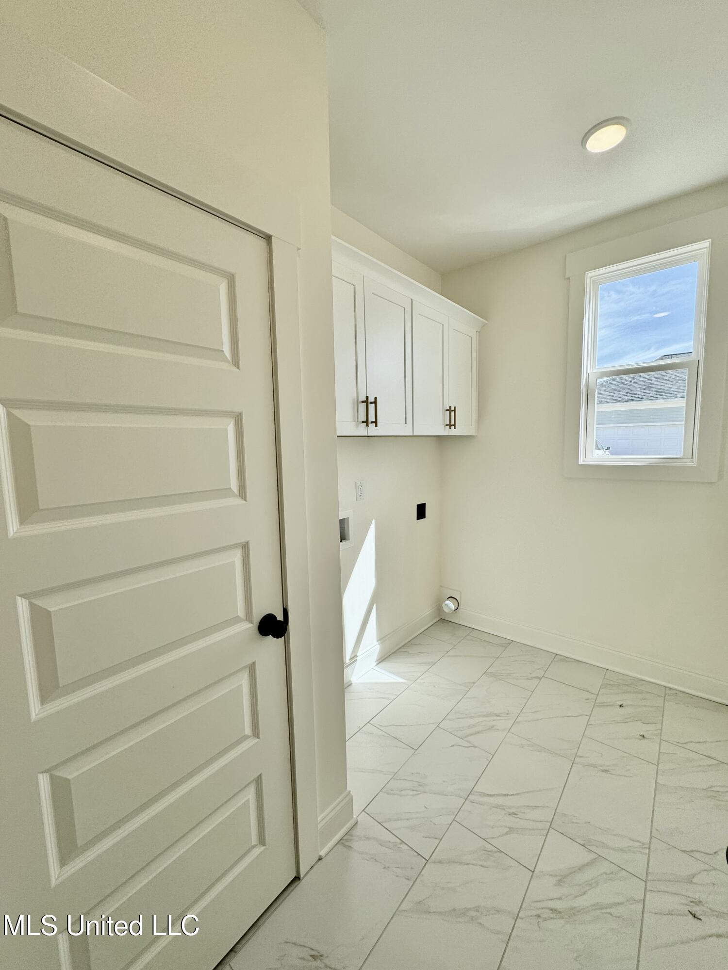 6640 Montclair Avenue Property Photo 8