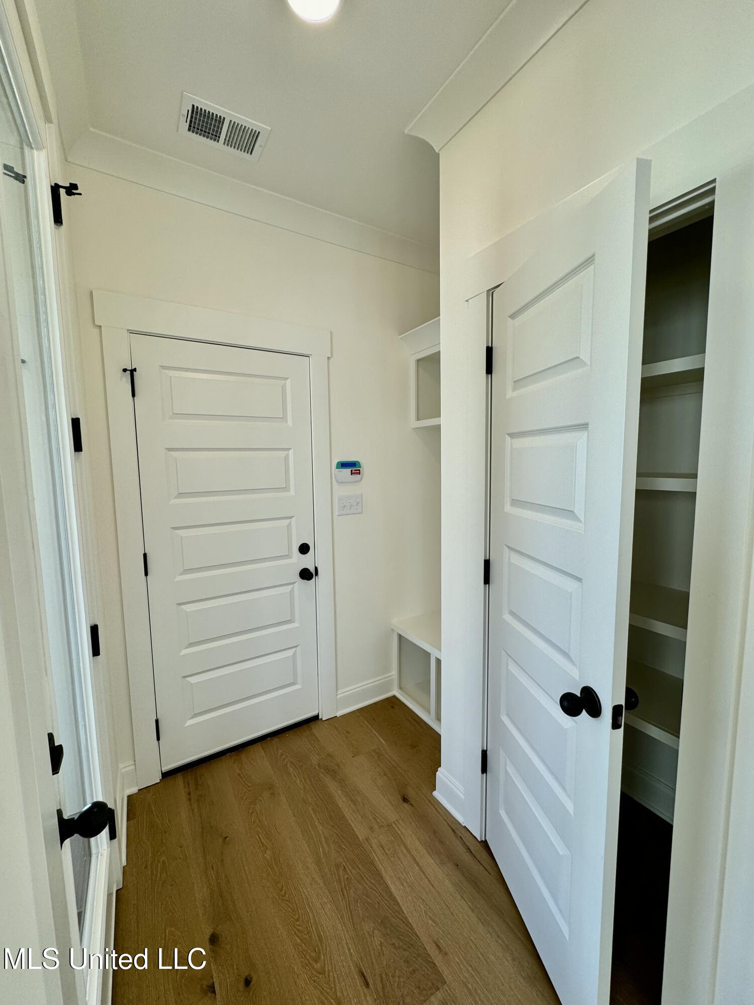 6640 Montclair Avenue Property Photo 17