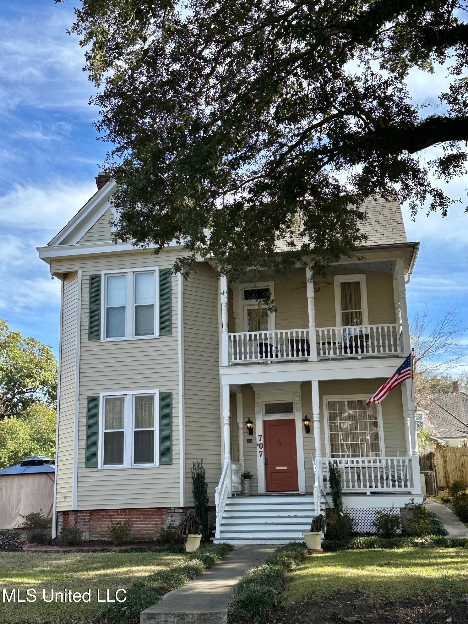 707 N Union Street Street Property Photo 1
