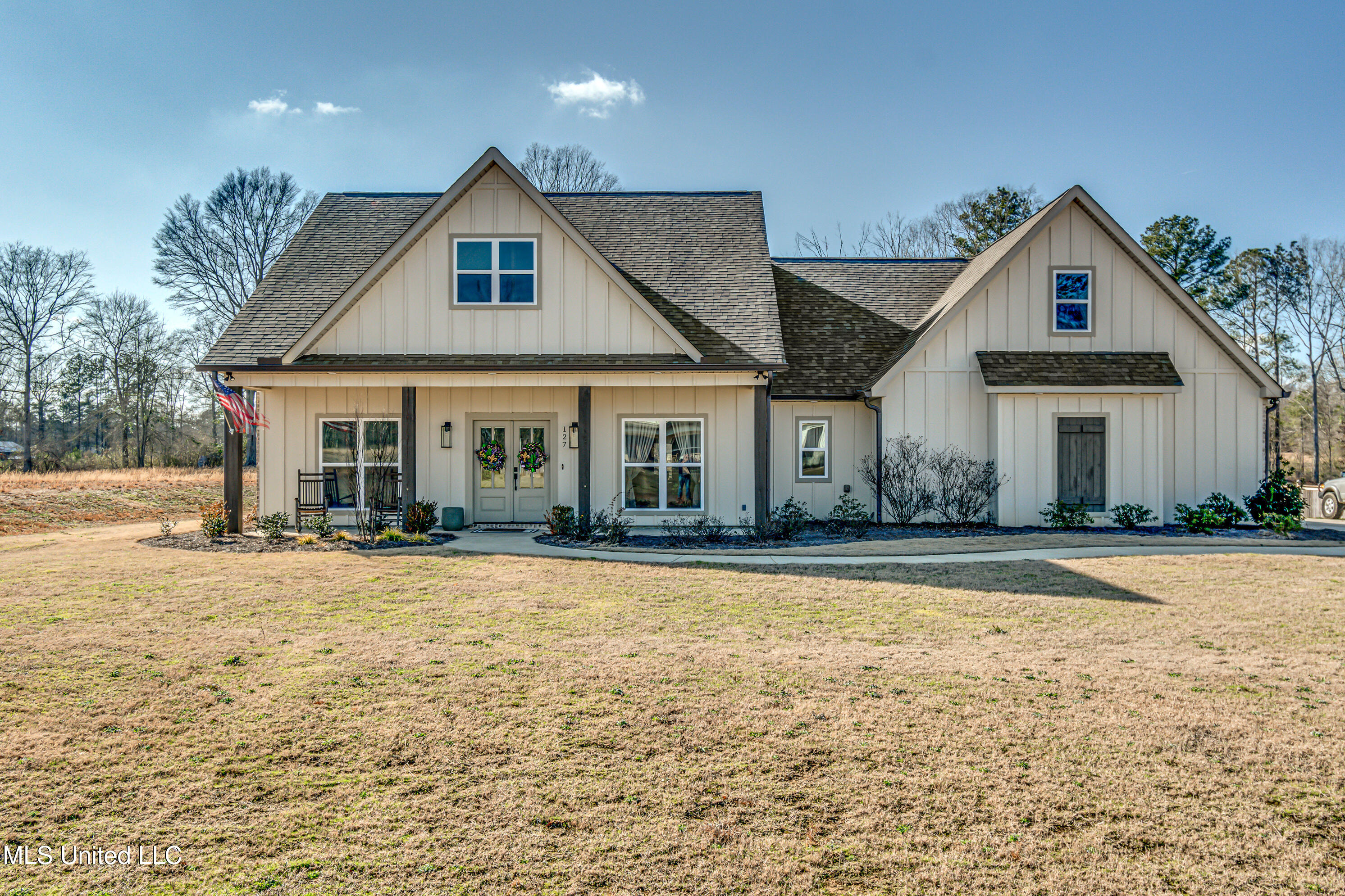 127 Ole Magnolia Drive Property Photo 1