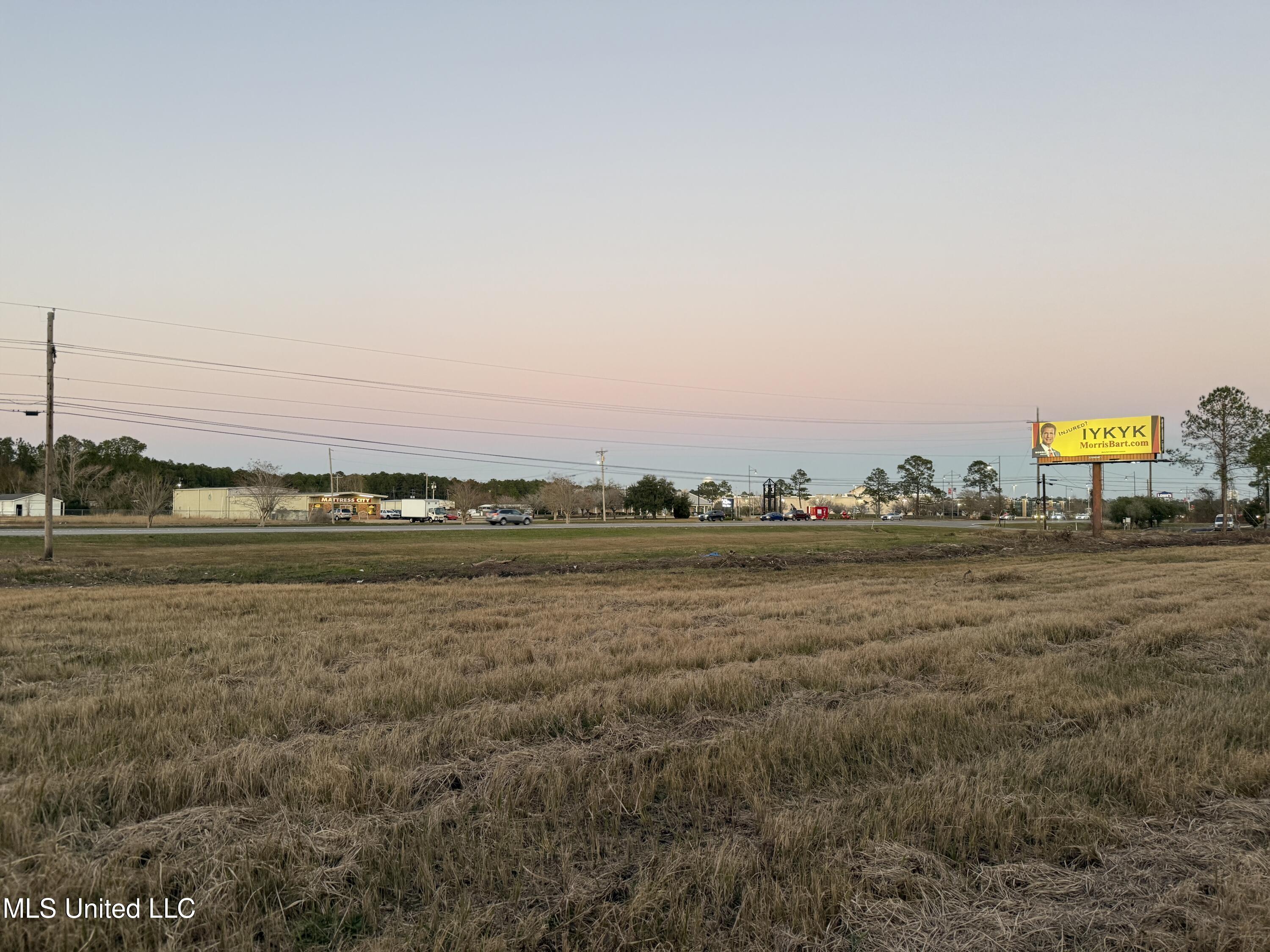 Us-90 Property Photo 4