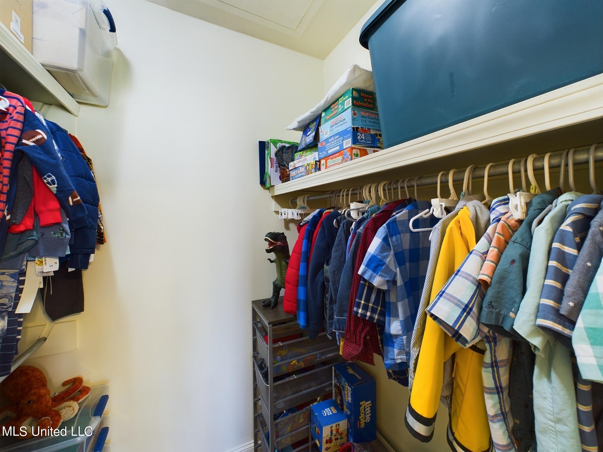 125 Trailbridge Crossing Property Photo 14