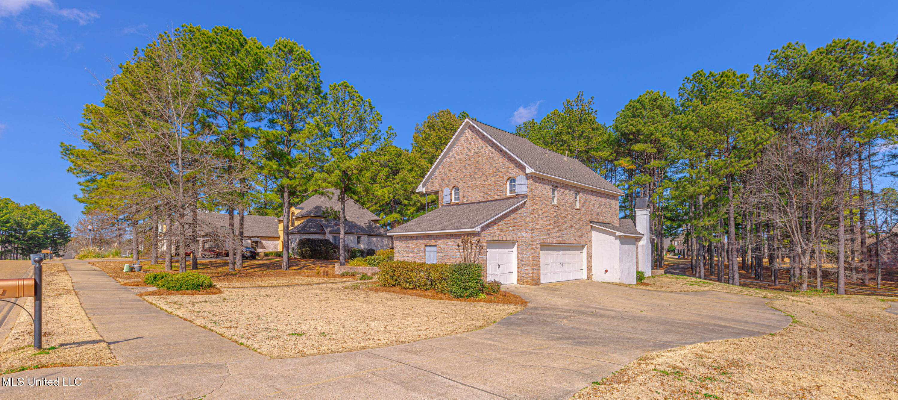 281 Lake Village Drive Property Photo 11