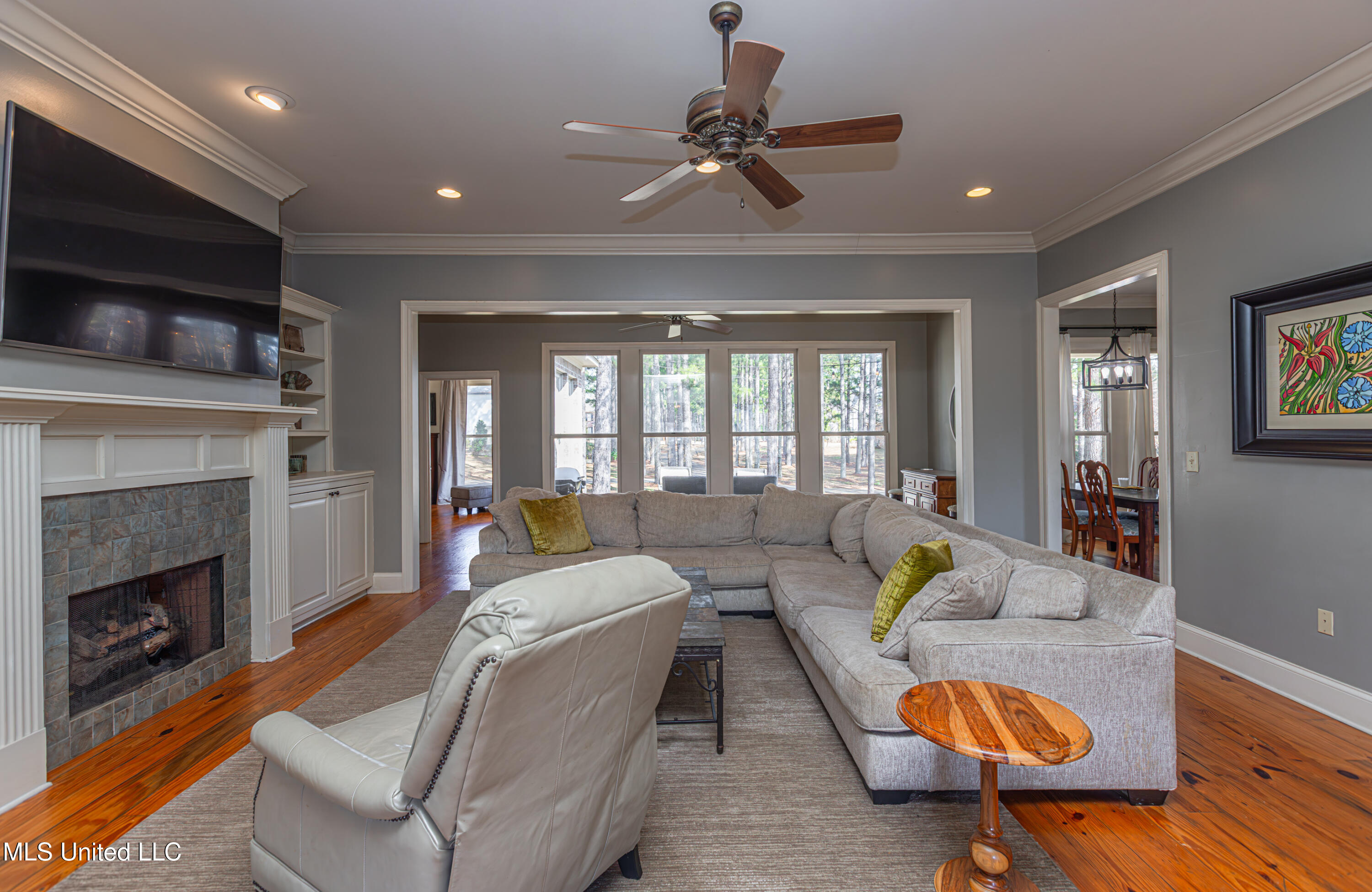 281 Lake Village Drive Property Photo 18