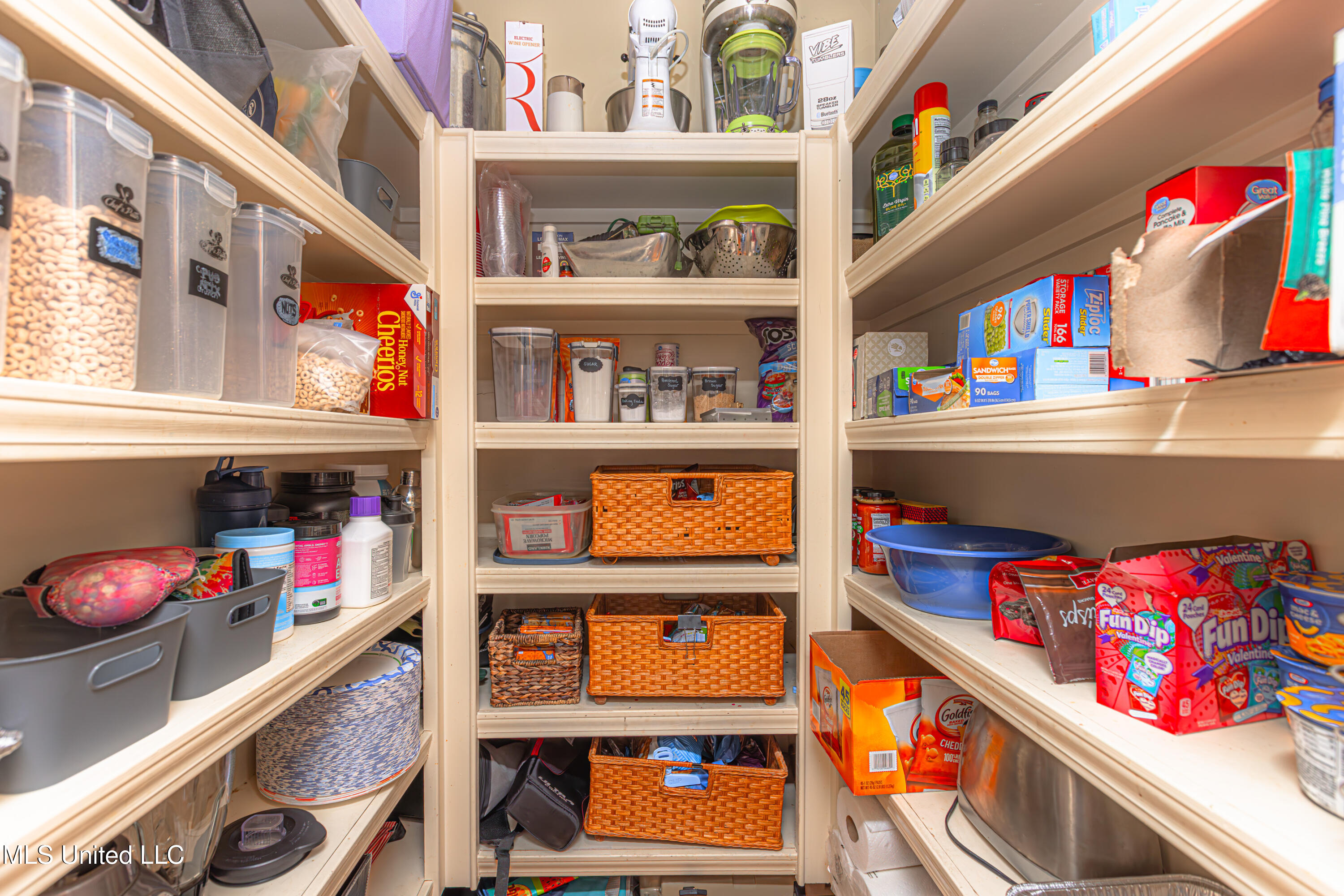 281 Lake Village Drive Property Photo 35