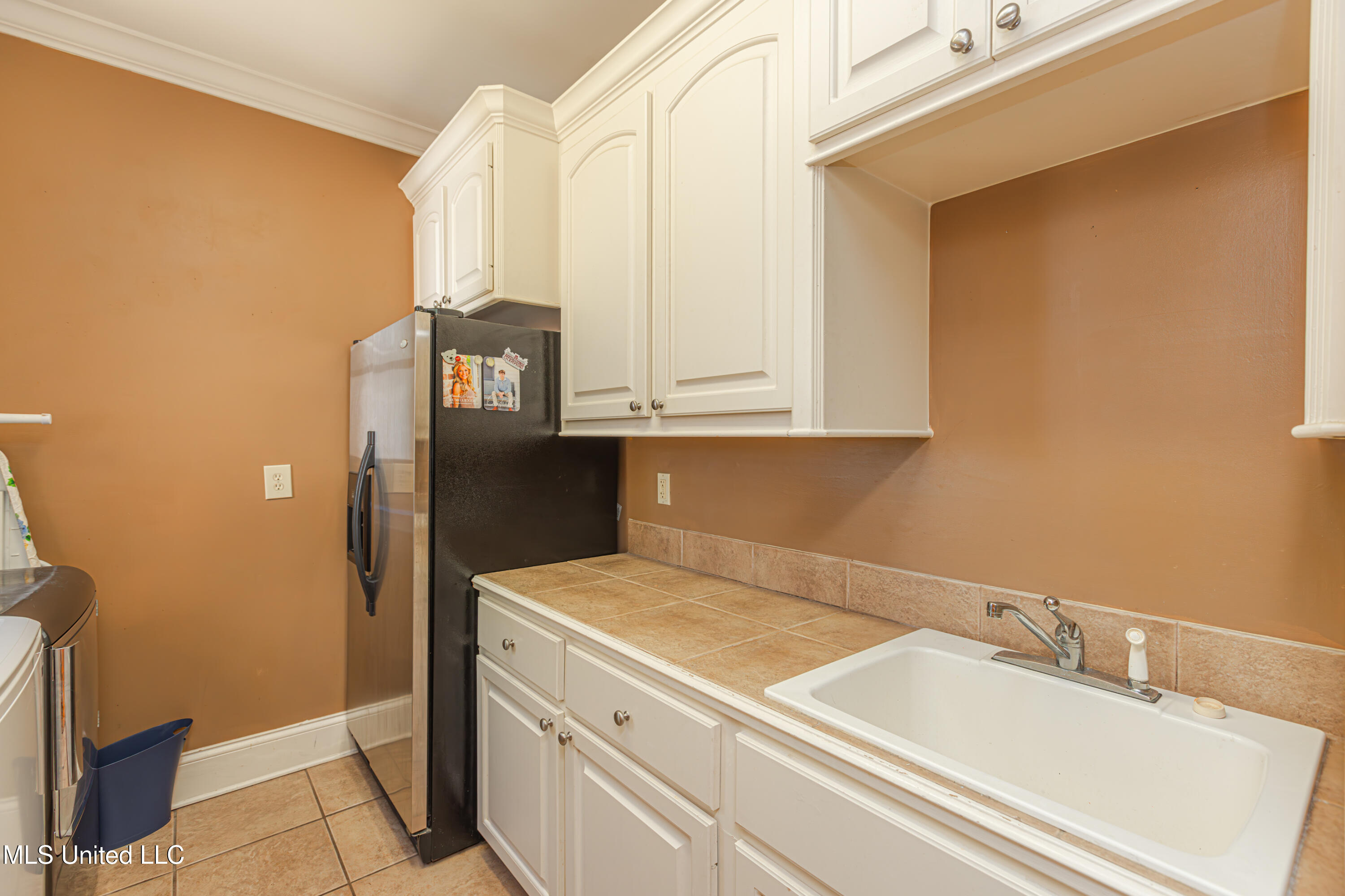 281 Lake Village Drive Property Photo 41