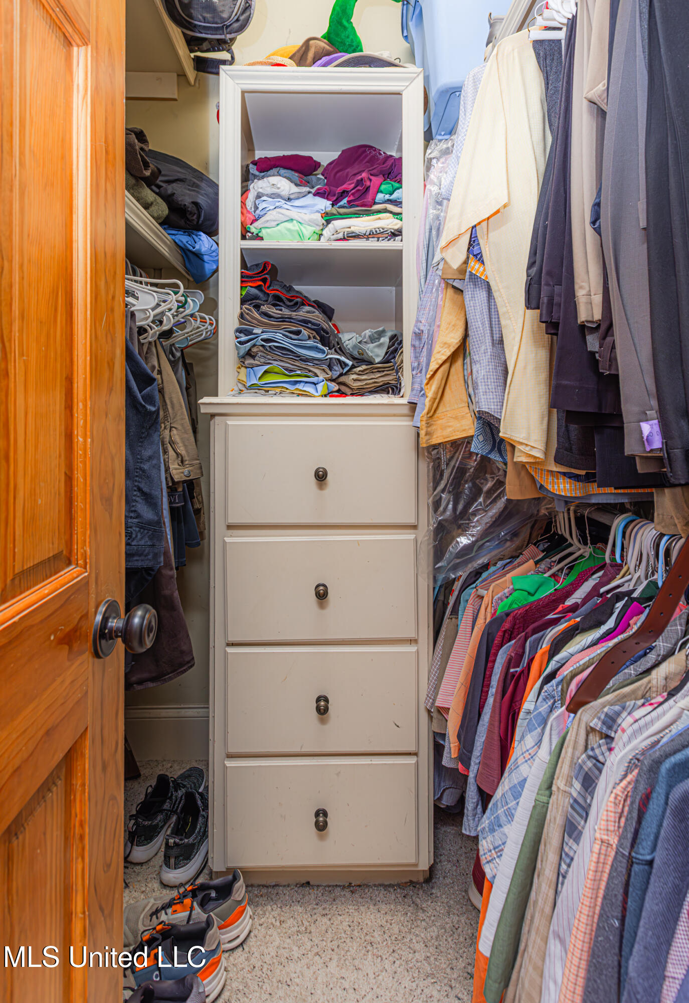 281 Lake Village Drive Property Photo 54