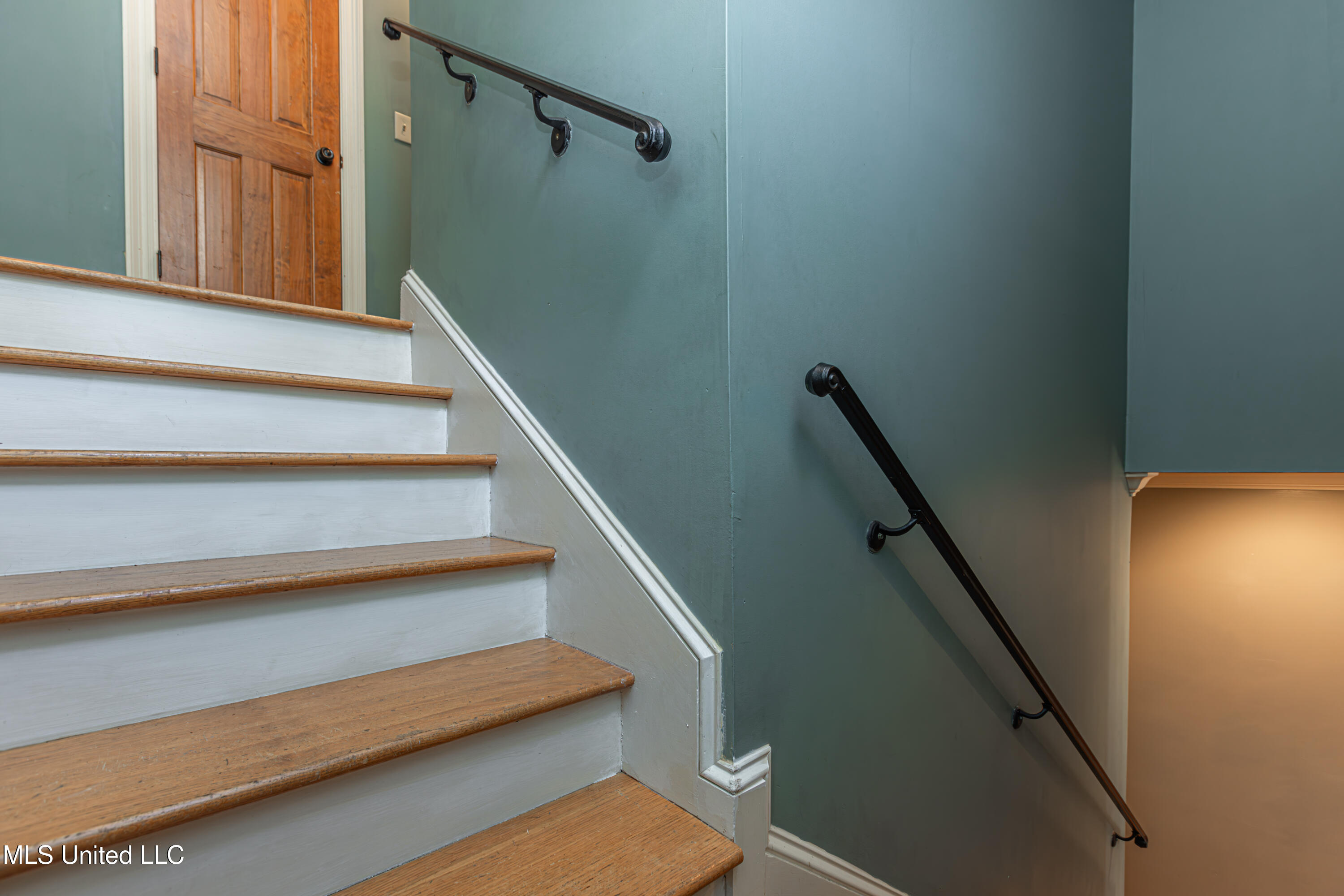 281 Lake Village Drive Property Photo 64