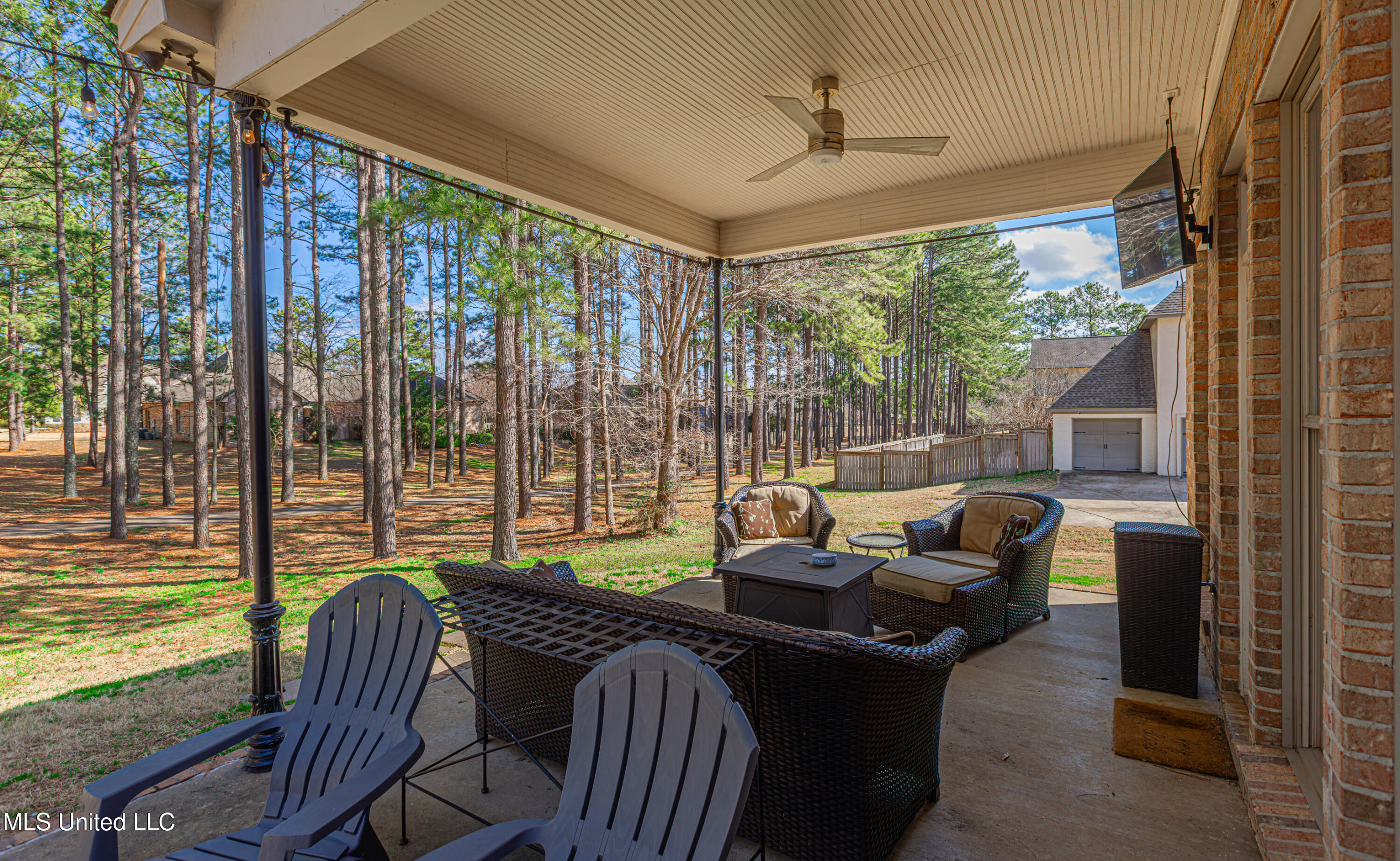 281 Lake Village Drive Property Photo 78