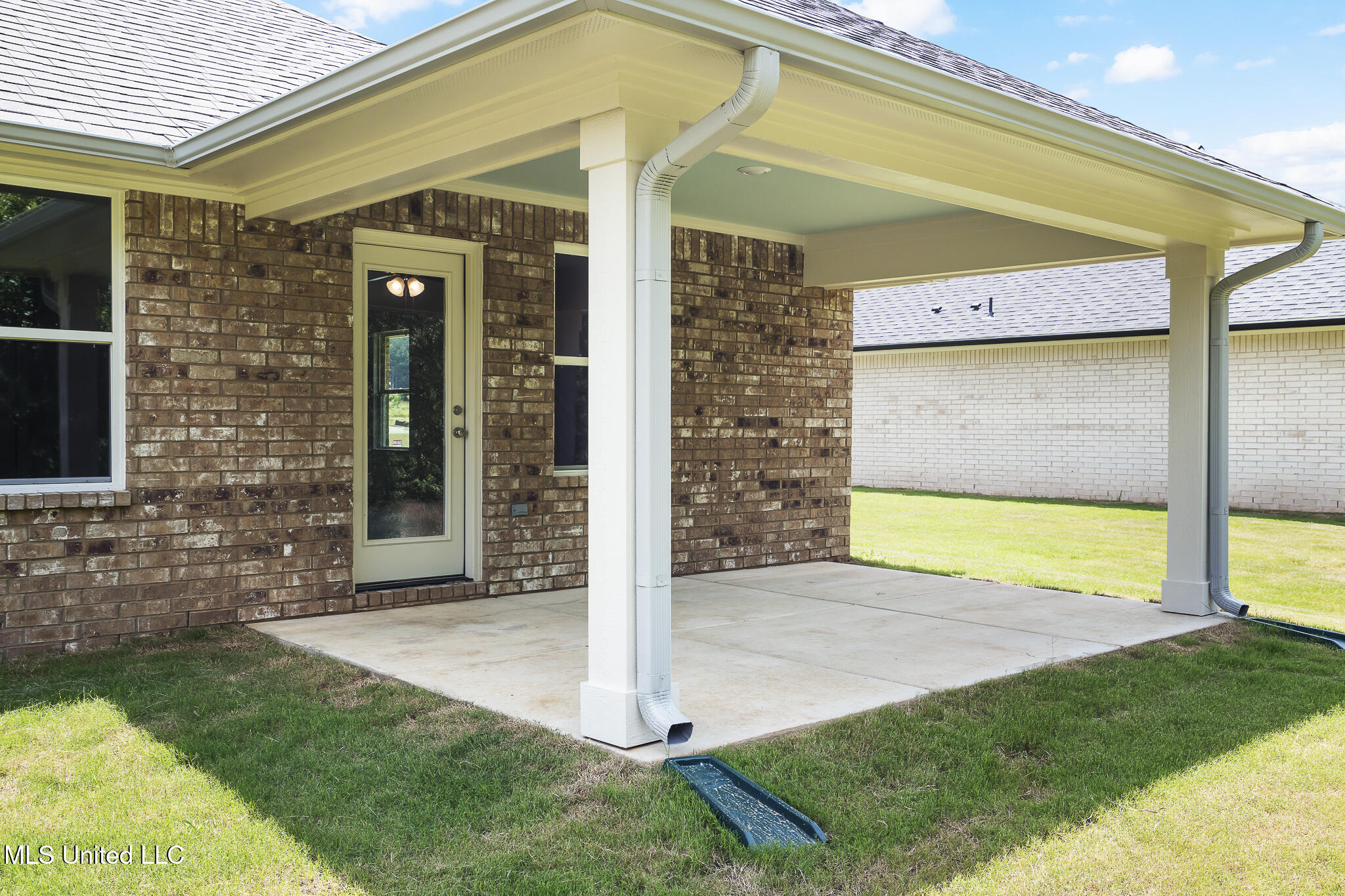 4251 W Olivia Circle Property Photo 4