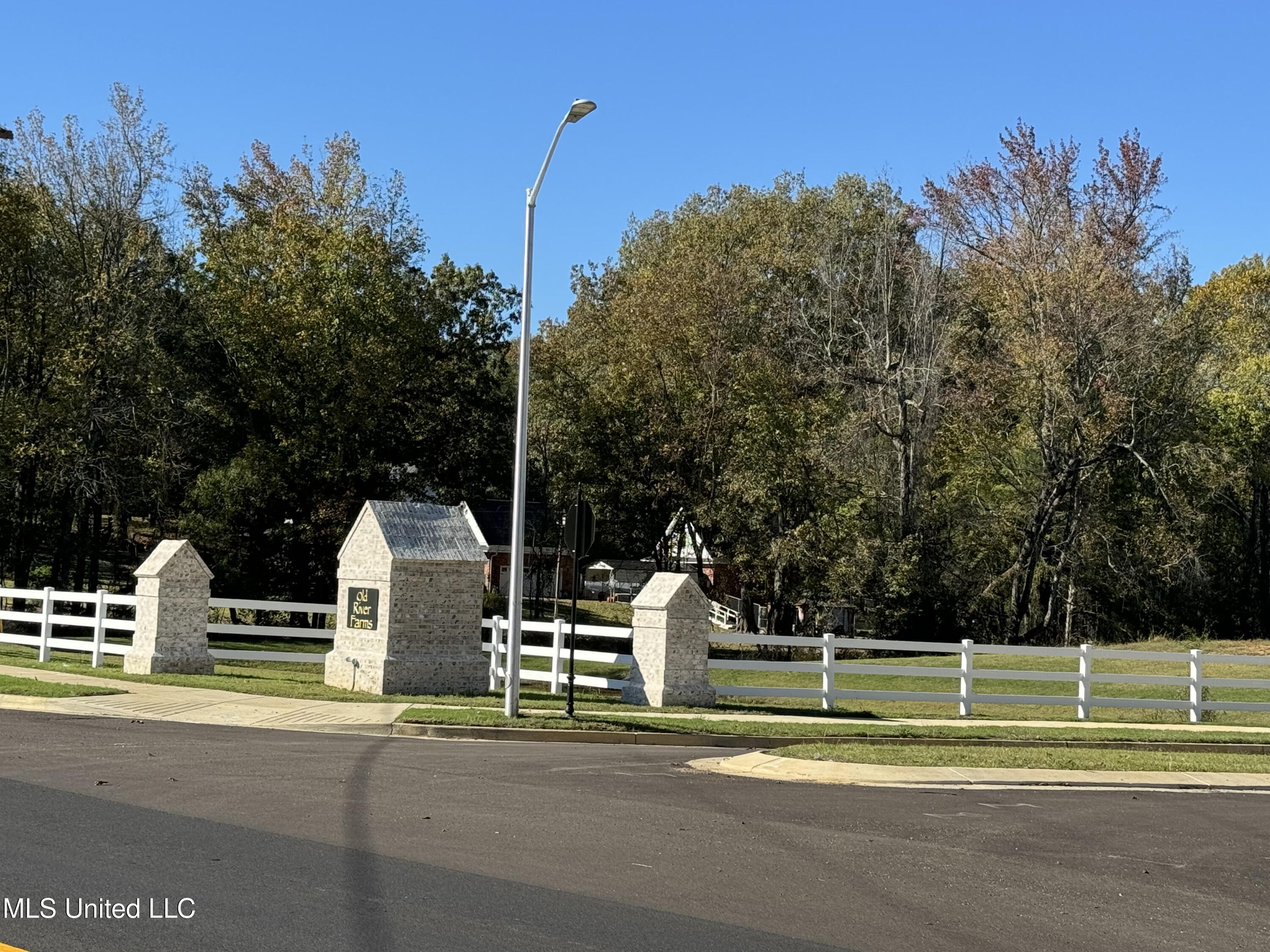 4251 W Olivia Circle Property Photo 23