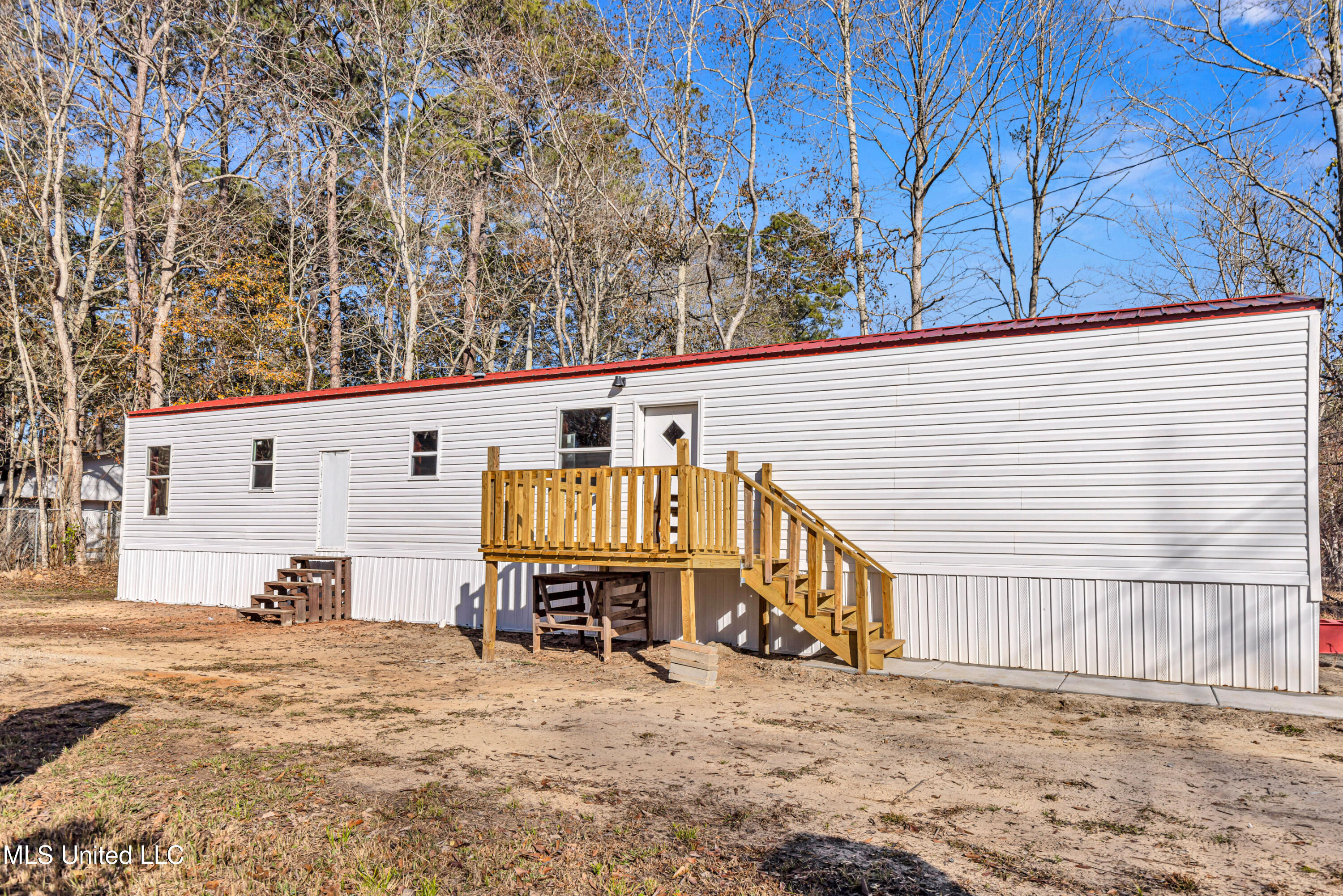 7813 Rockvale Drive Property Photo 1