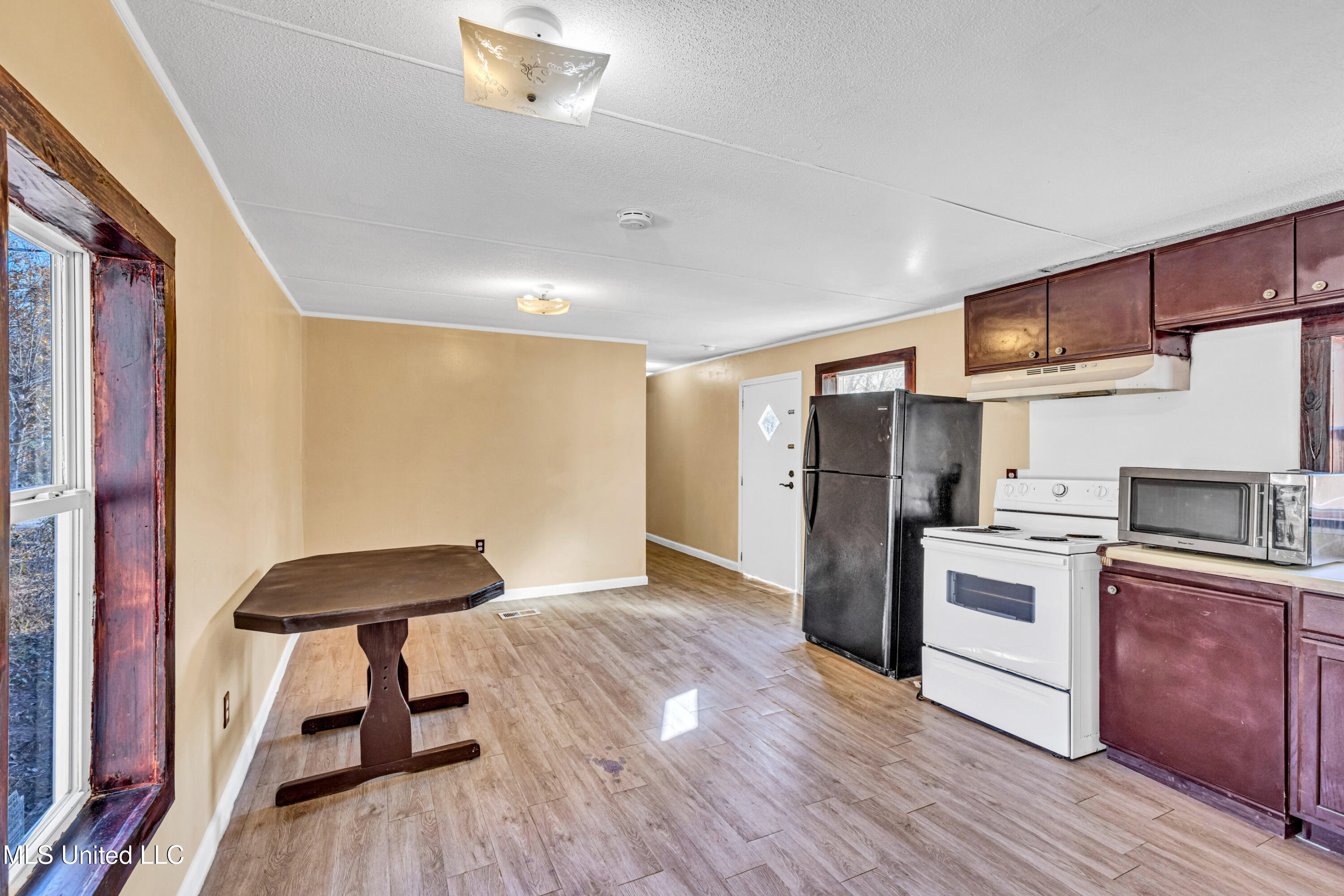 7813 Rockvale Drive Property Photo 8