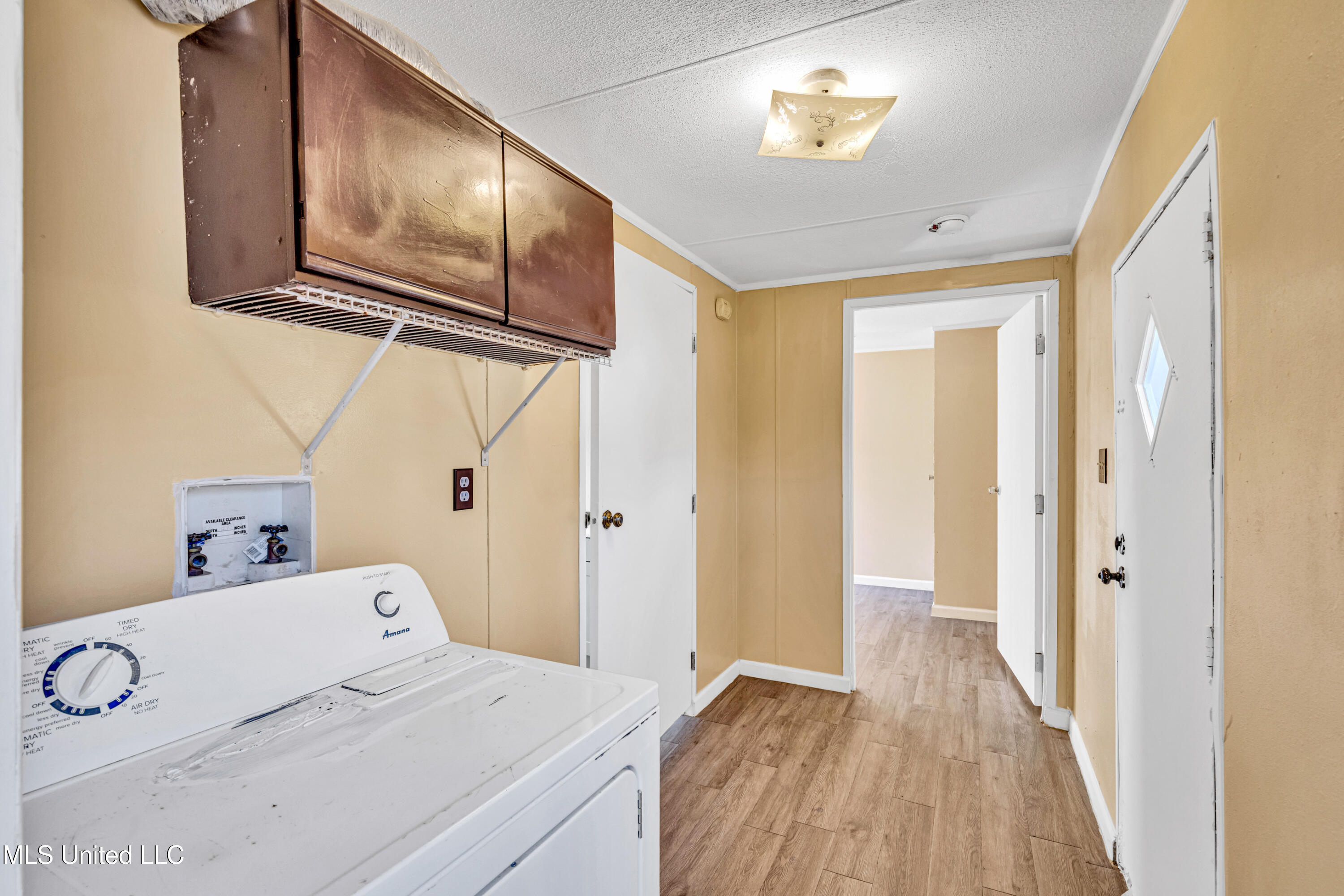 7813 Rockvale Drive Property Photo 11