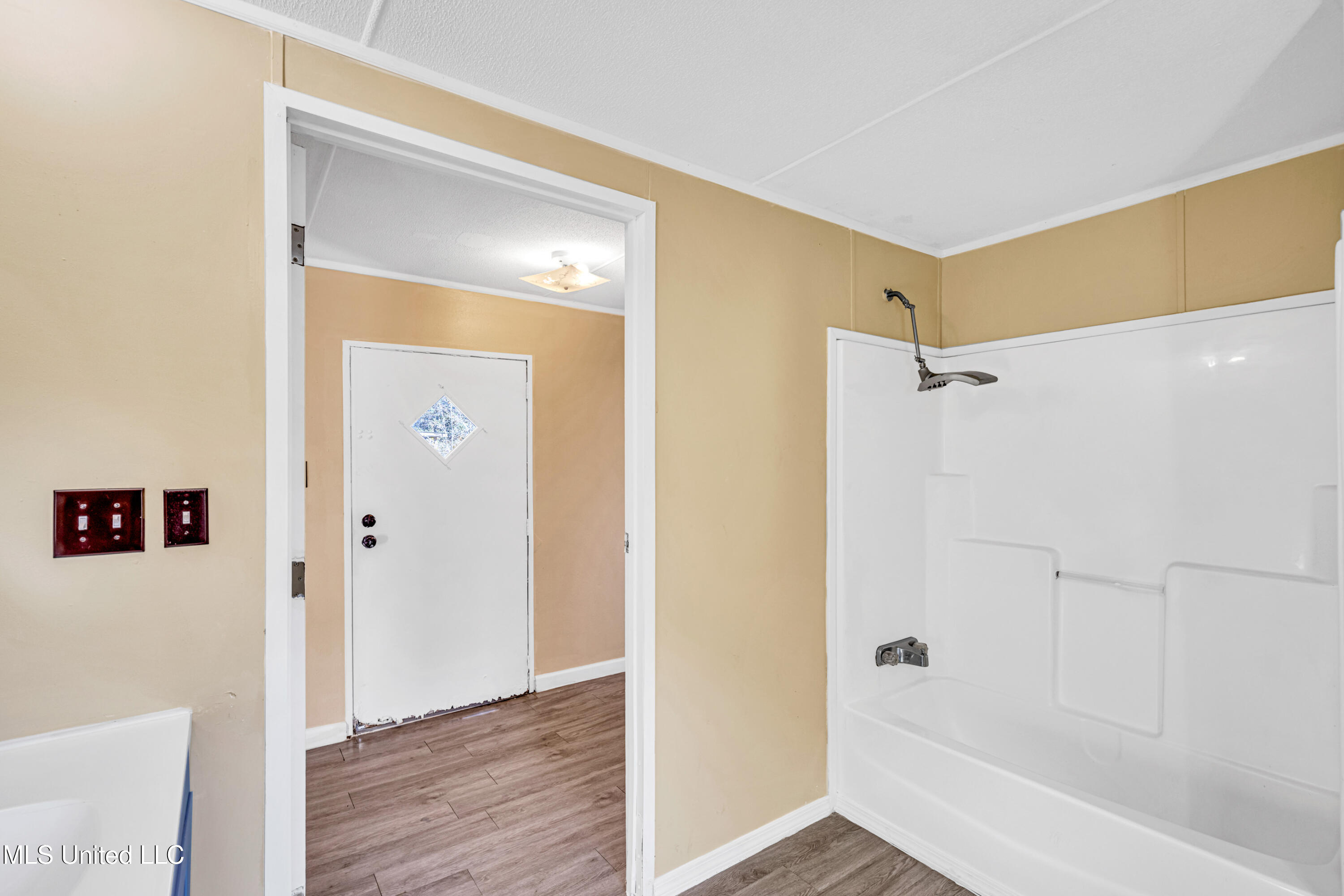 7813 Rockvale Drive Property Photo 15