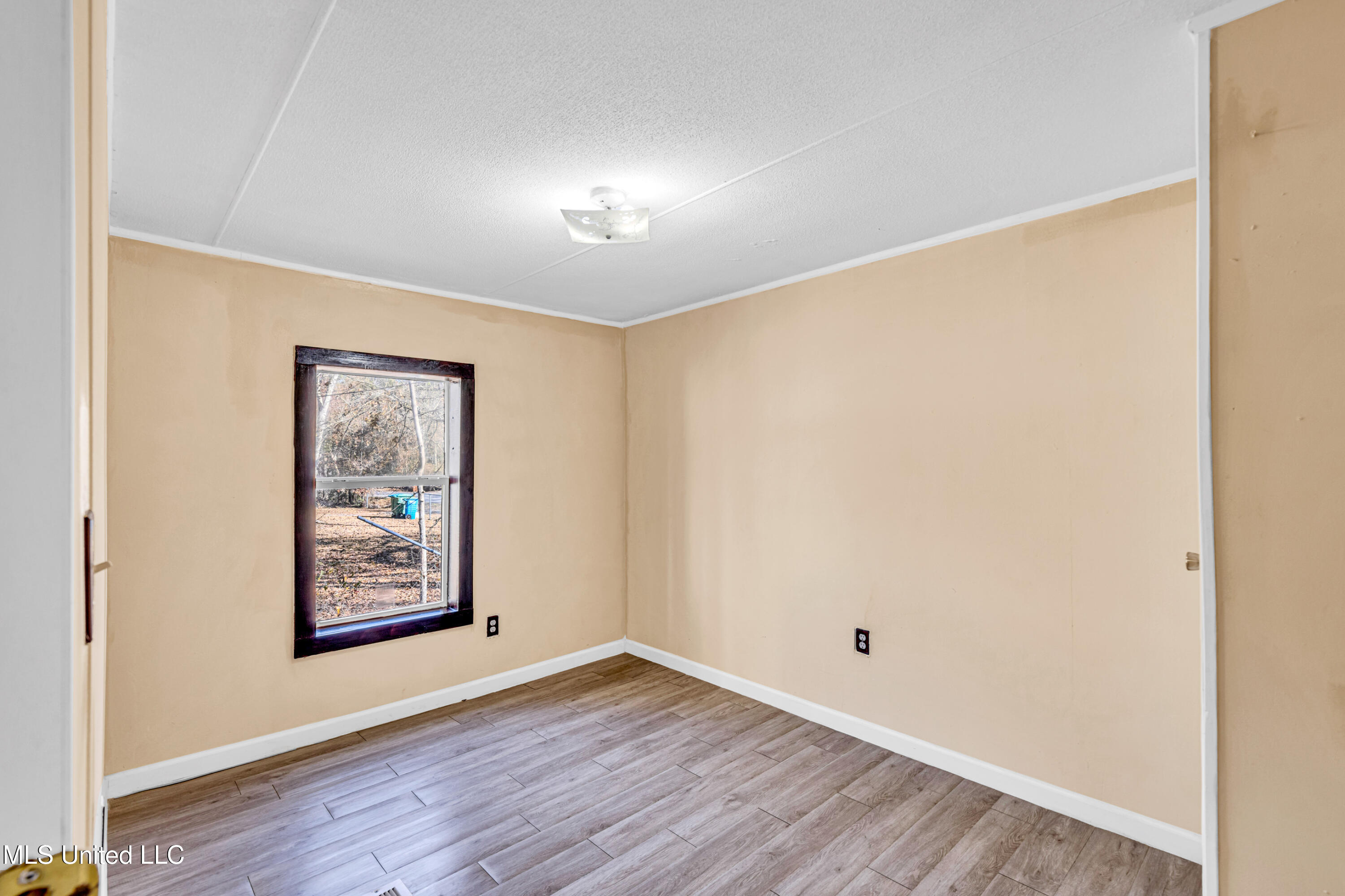 7813 Rockvale Drive Property Photo 16