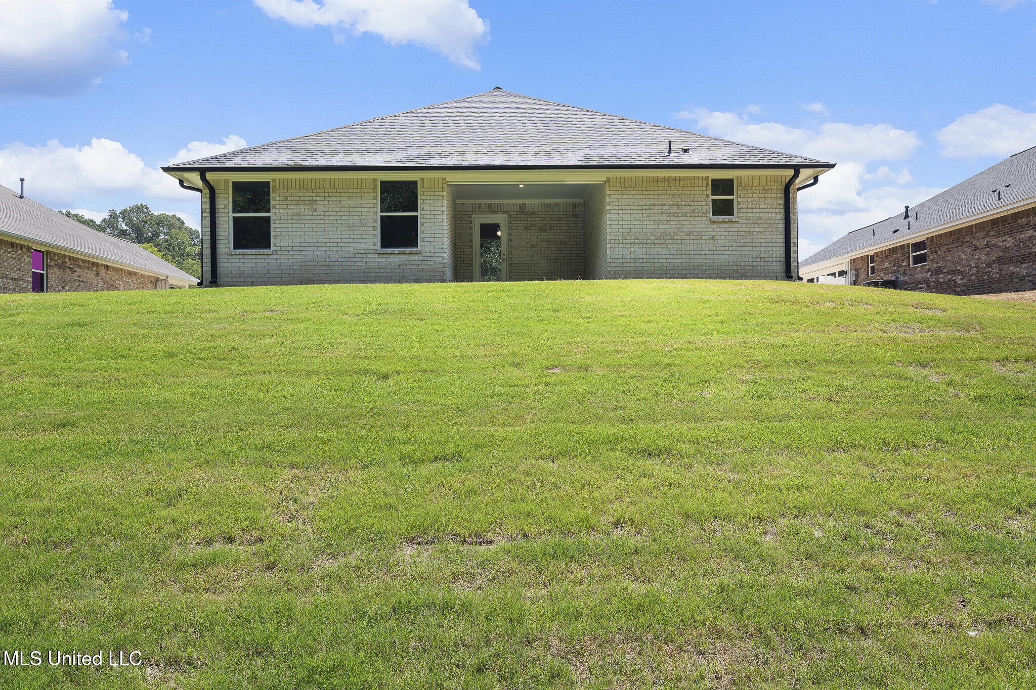 4243 W Olivia Circle Property Photo 5