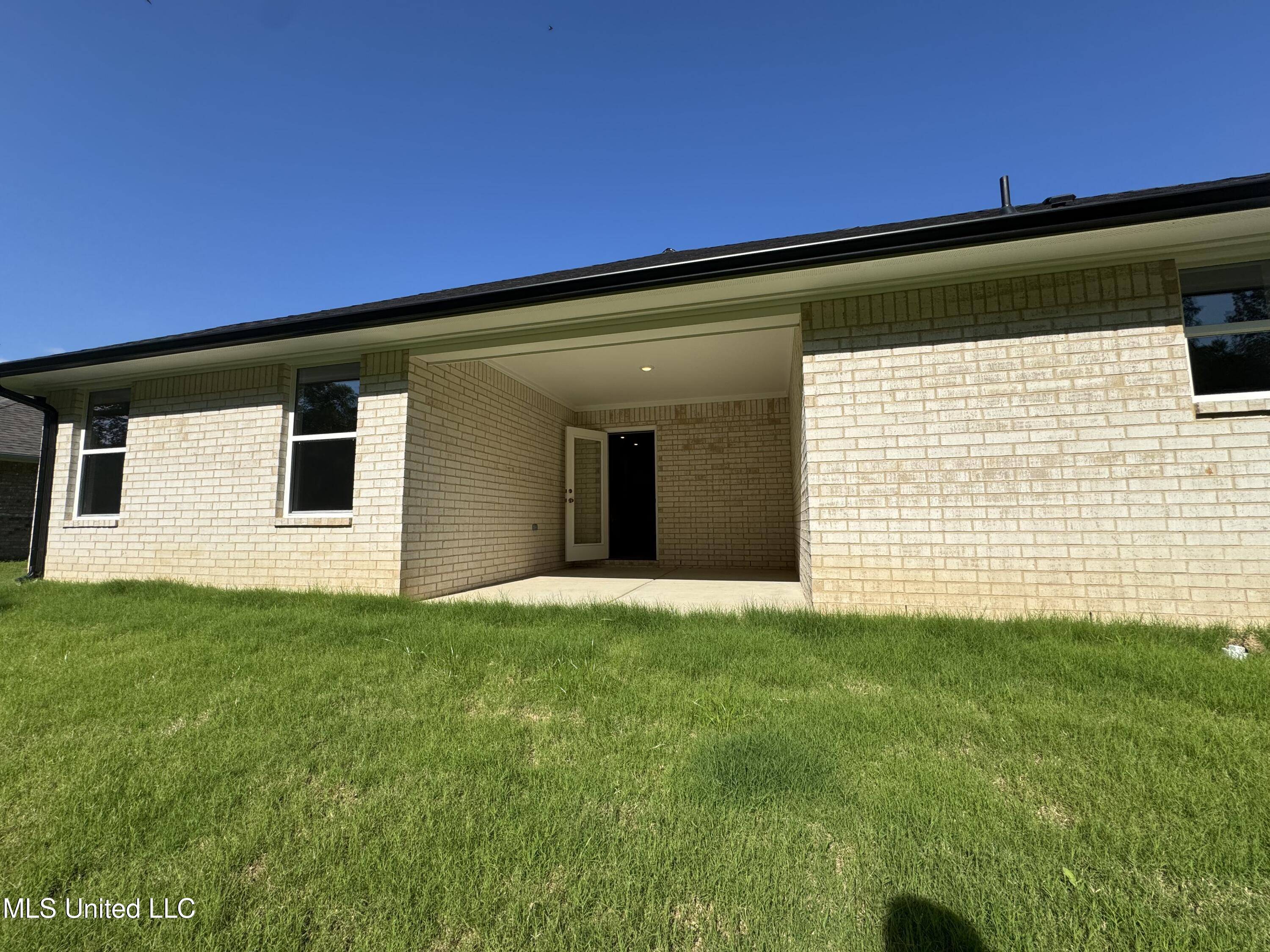 4243 W Olivia Circle Property Photo 9