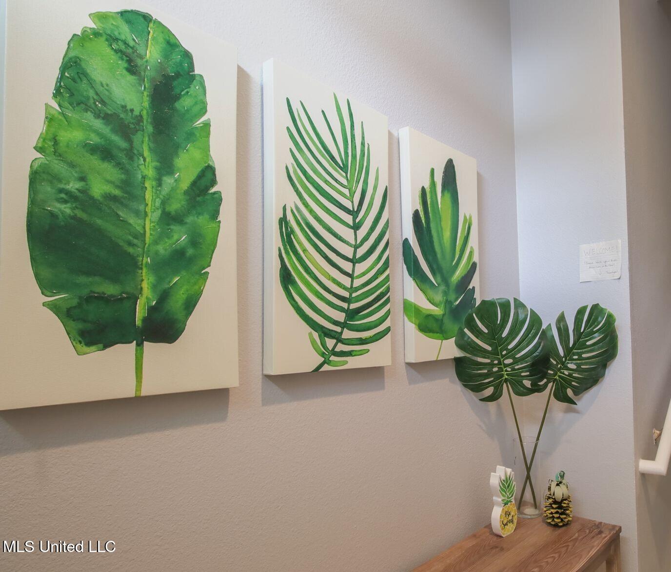 2252 Beach Drive Property Photo 2